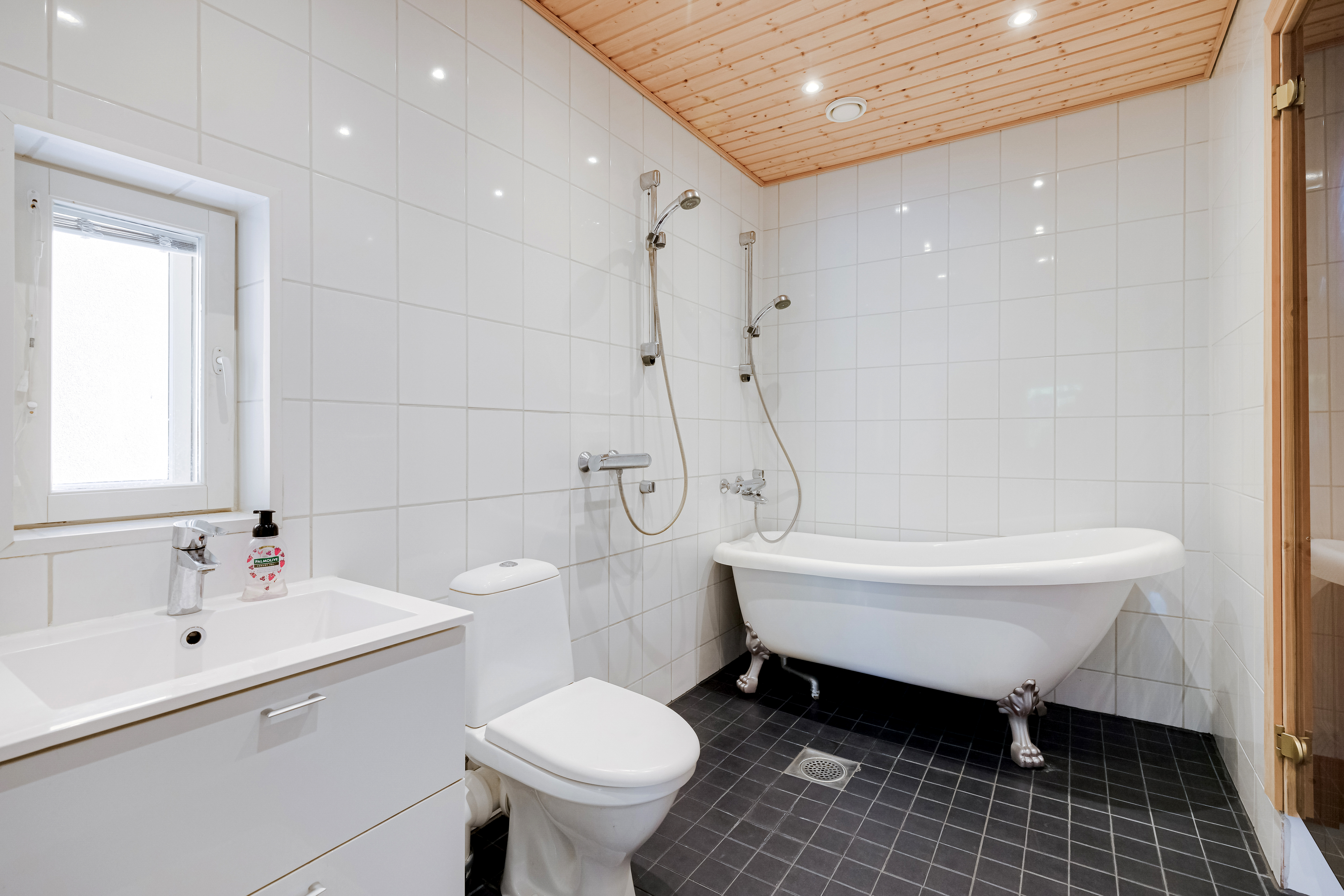 Böstaksentie 12, Suutarila, Helsinki