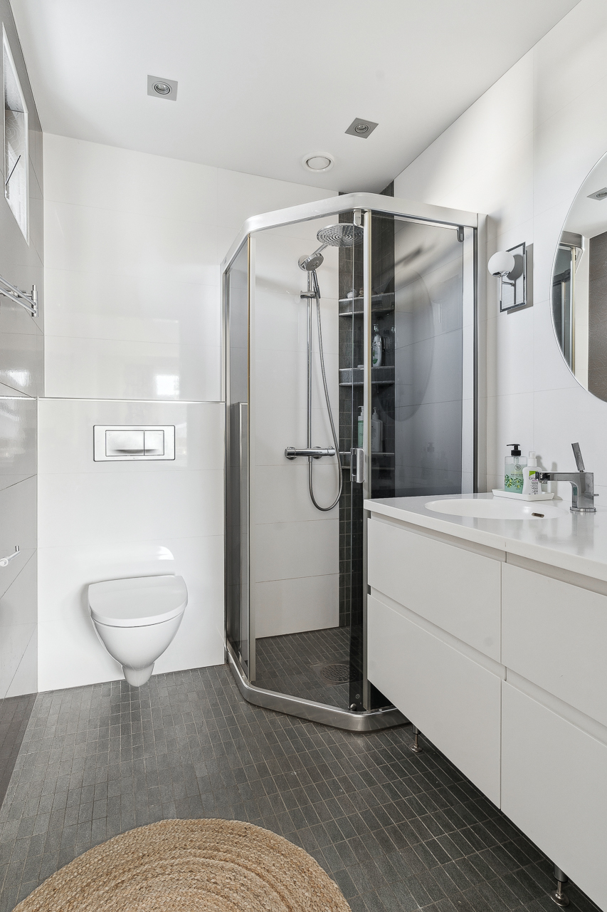 Kortesuontie 5, Tapanila, Helsinki