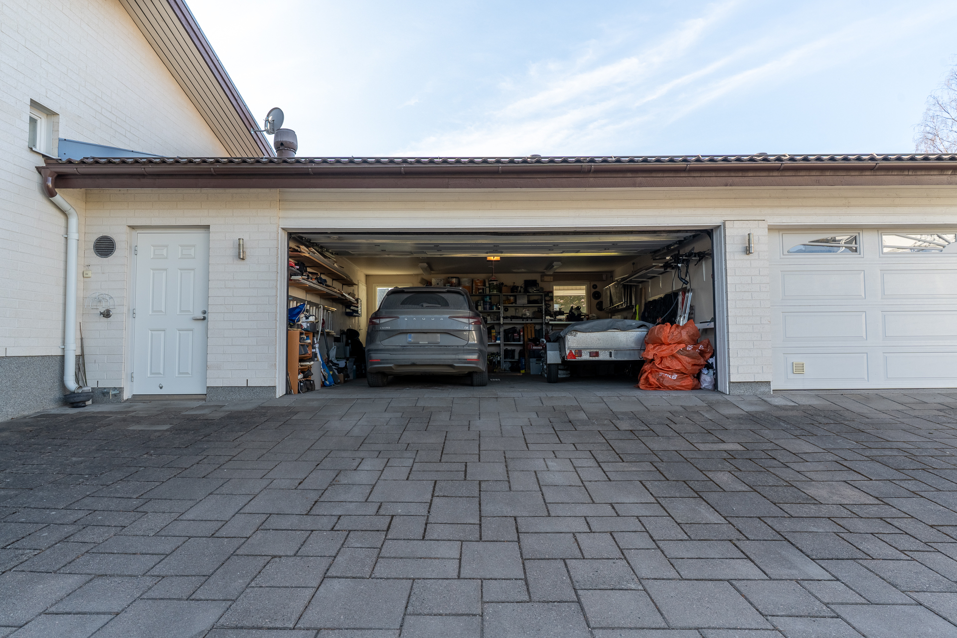 Kortesuontie 5, Tapanila, Helsinki