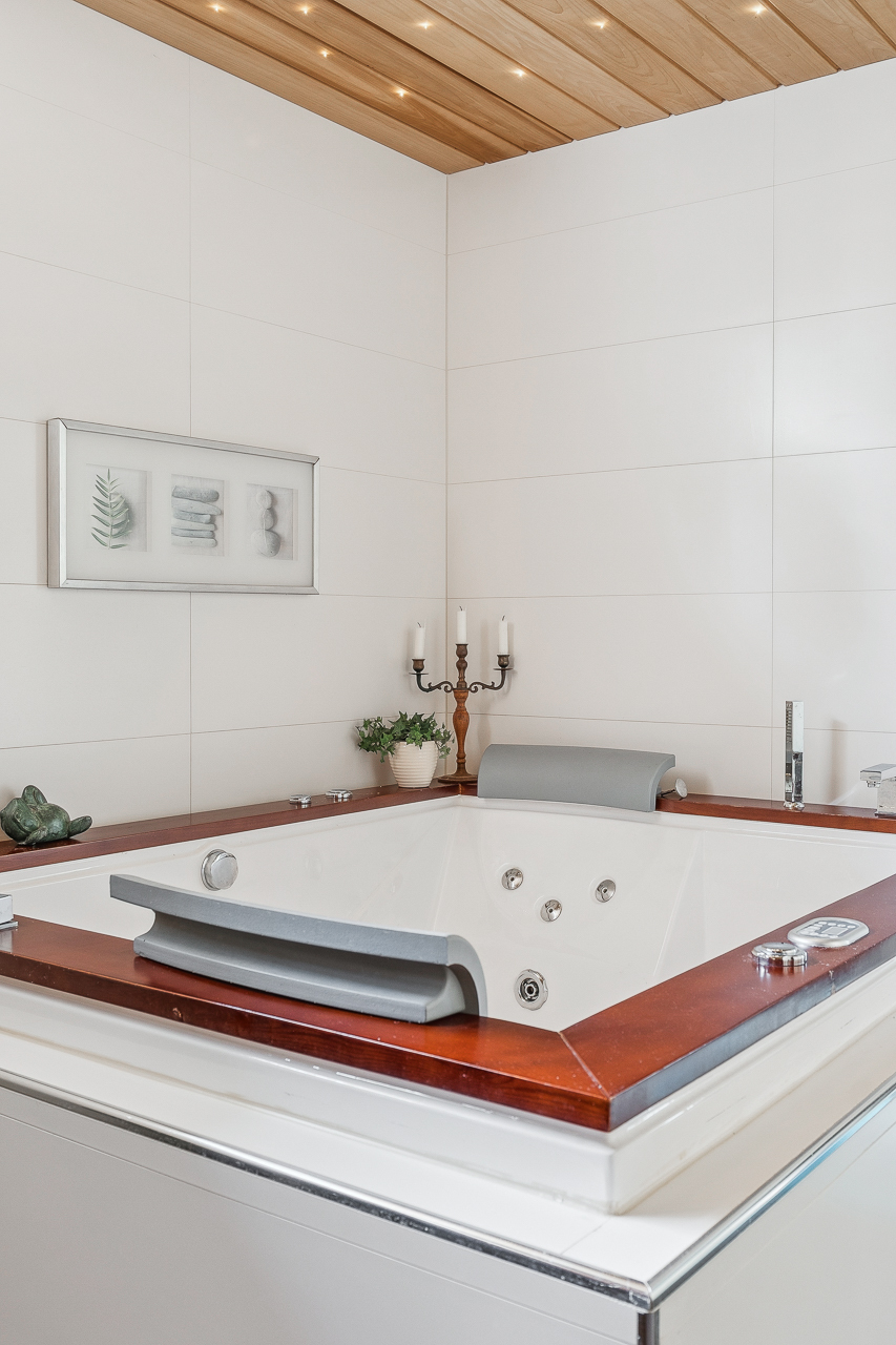 Kortesuontie 5, Tapanila, Helsinki