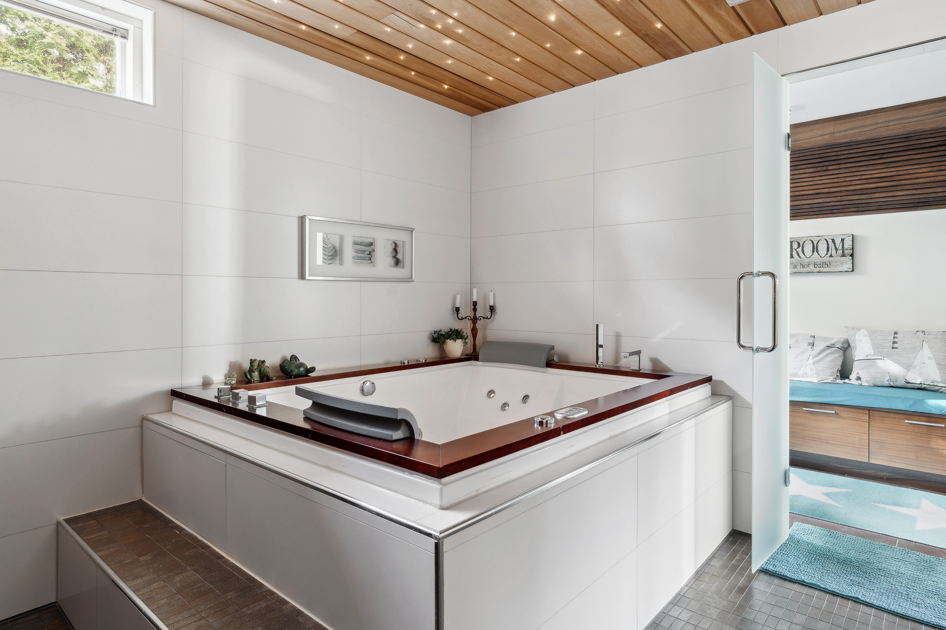 Kortesuontie 5, Tapanila, Helsinki