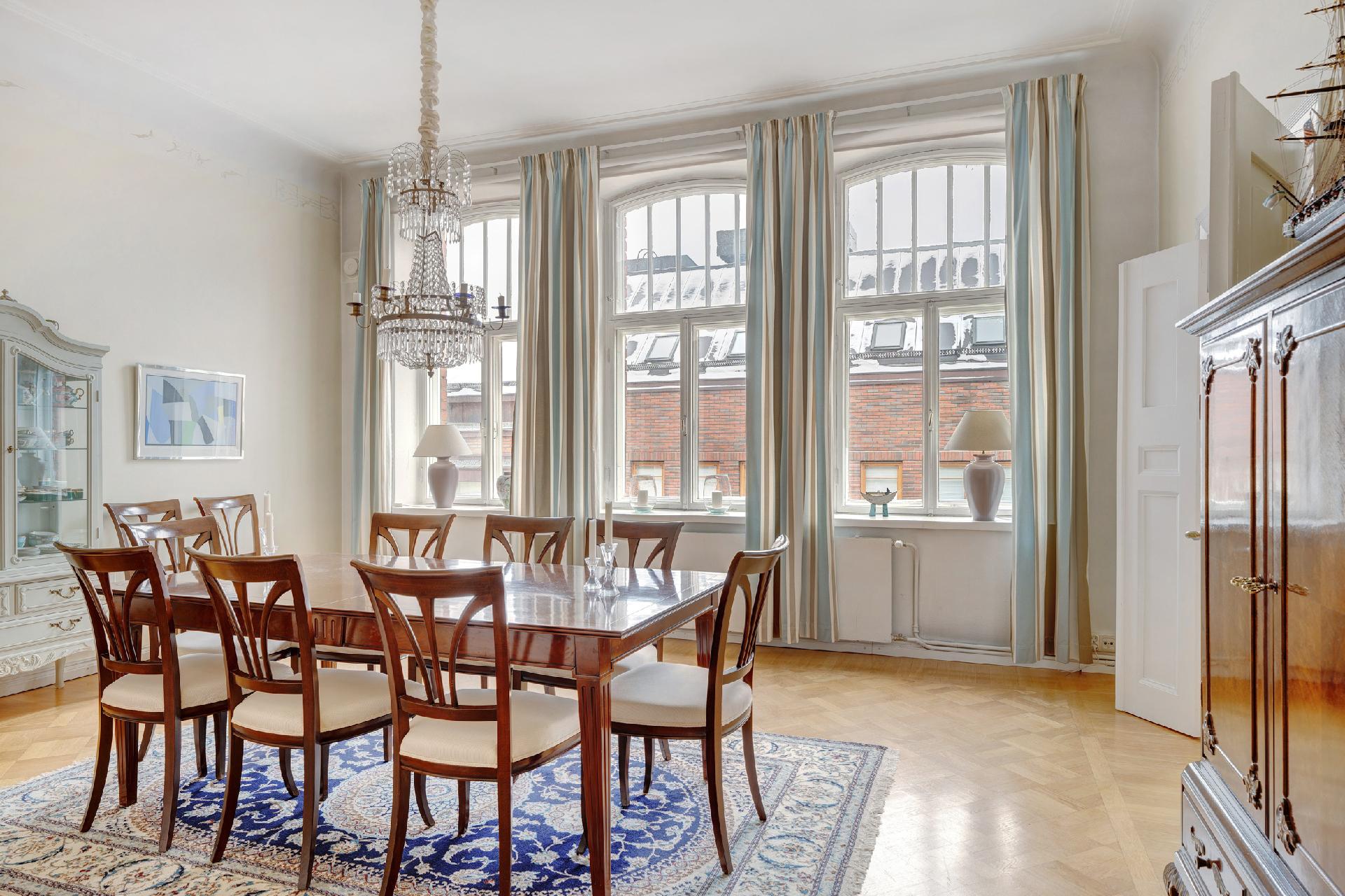 Kruunuvuorenkatu 1, Katajanokka, Helsinki