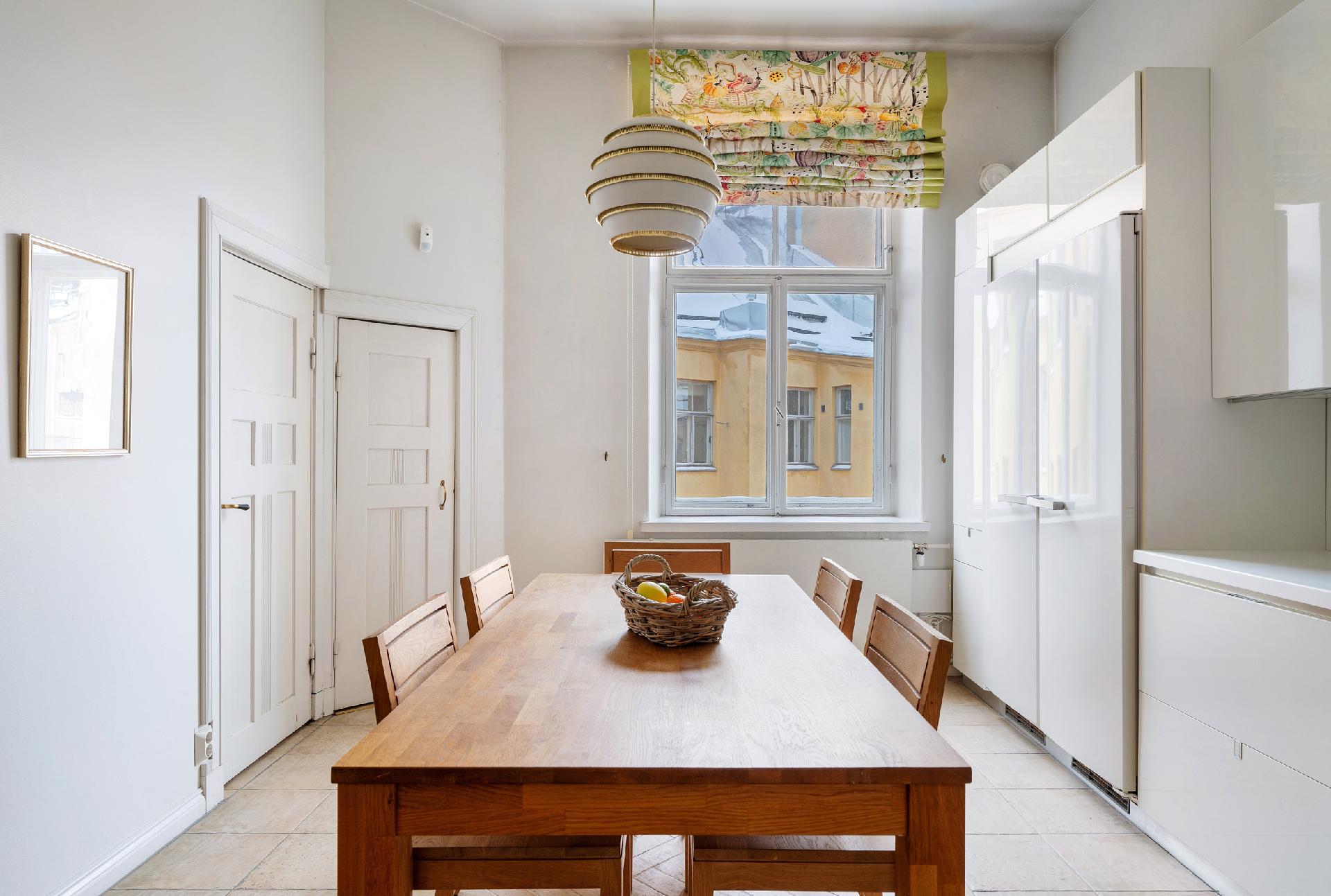 Kruunuvuorenkatu 1, Katajanokka, Helsinki