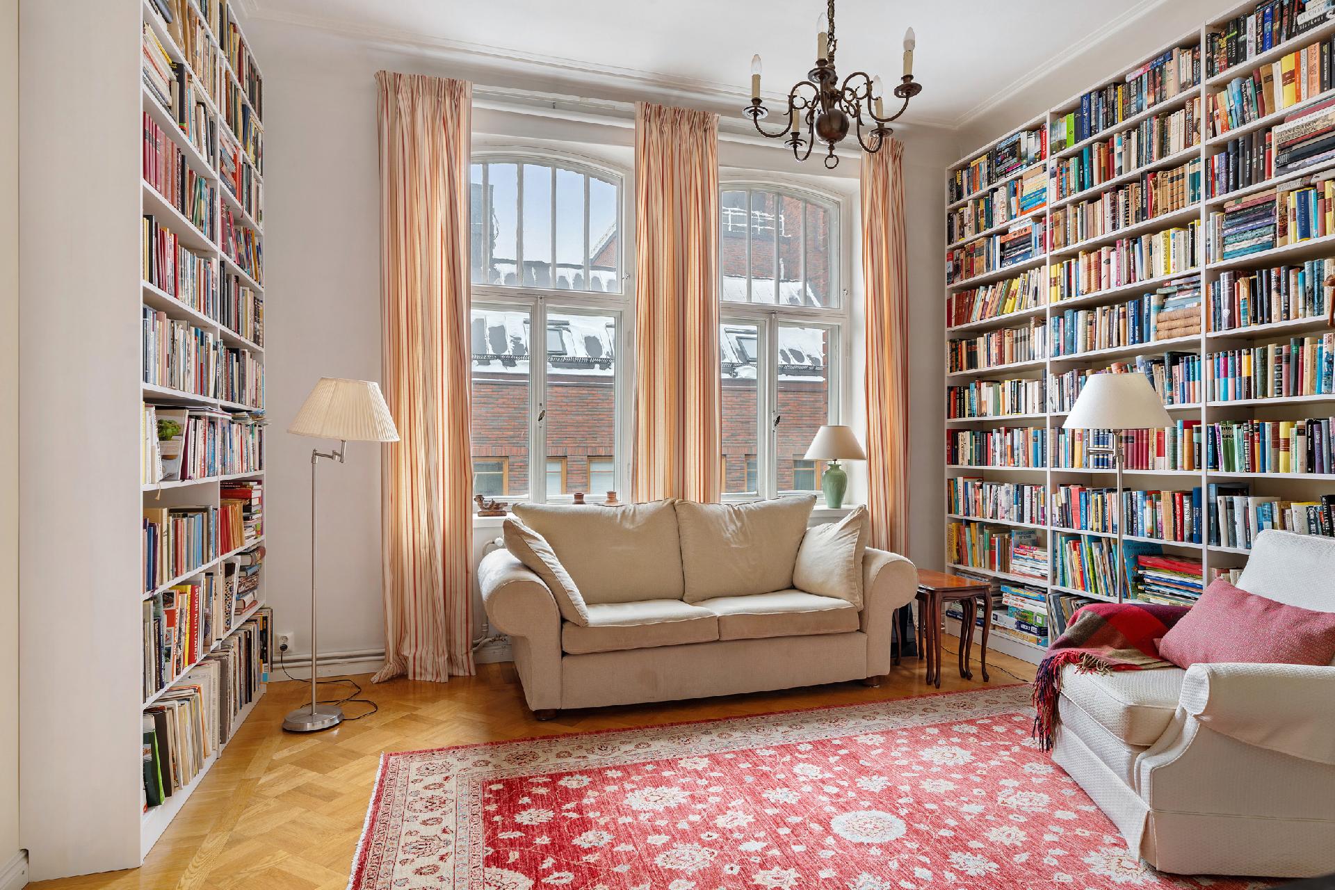 Kruunuvuorenkatu 1, Katajanokka, Helsinki