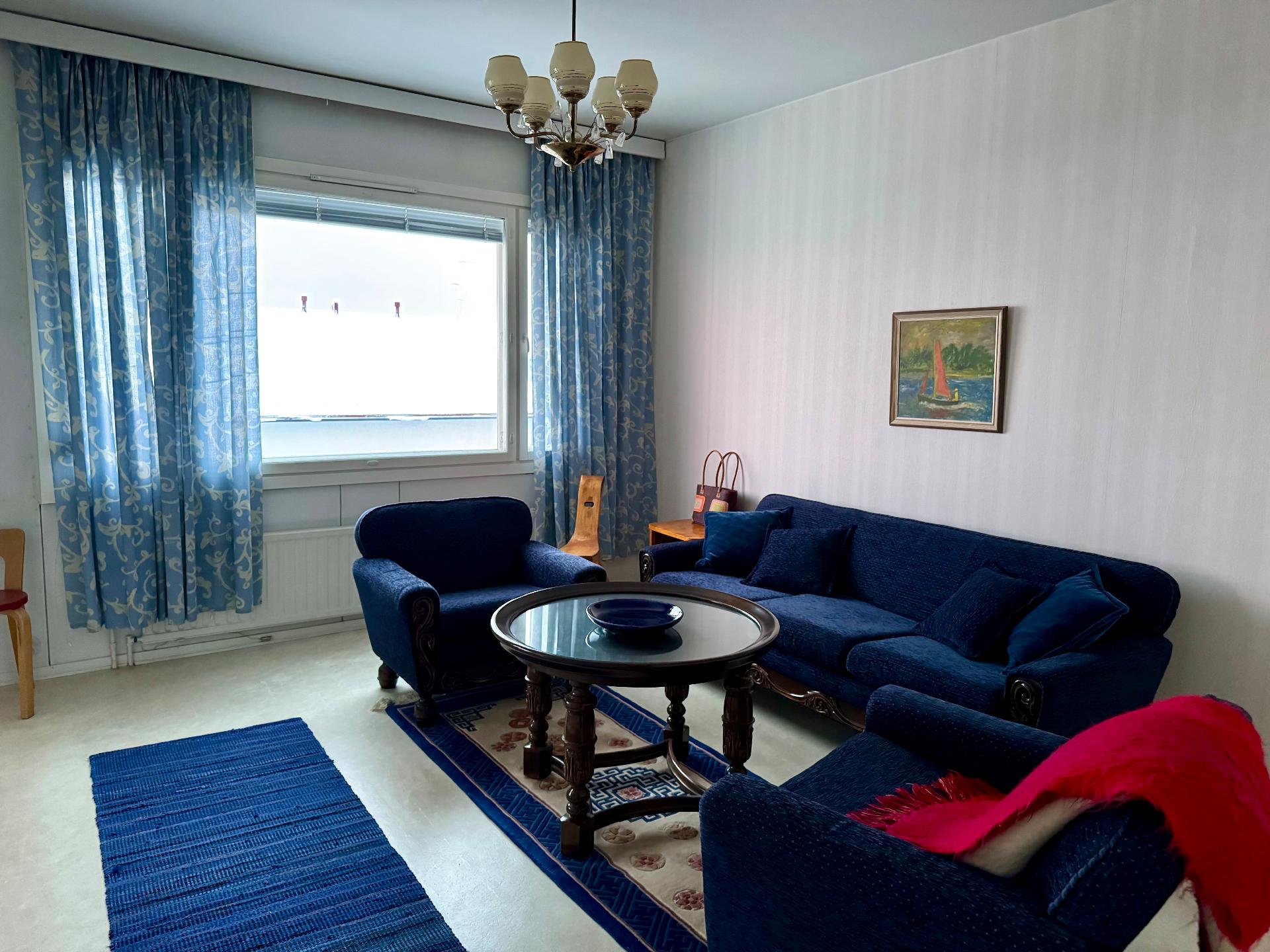 Makuuhuone oleskelu käytössä