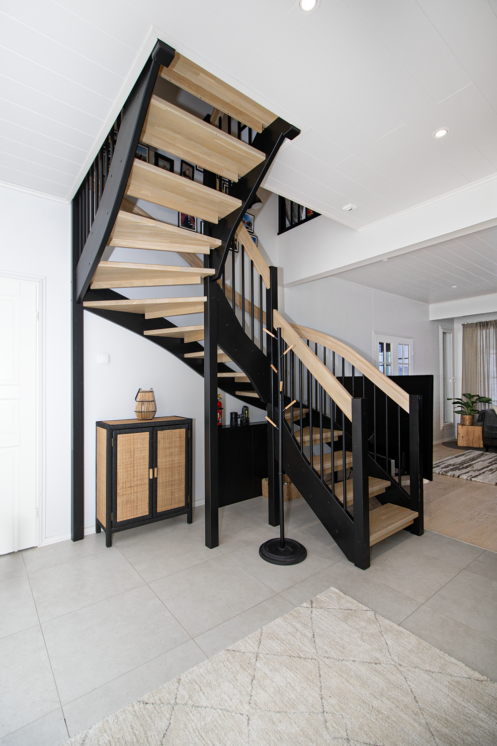 upeat portaat yläkertaan