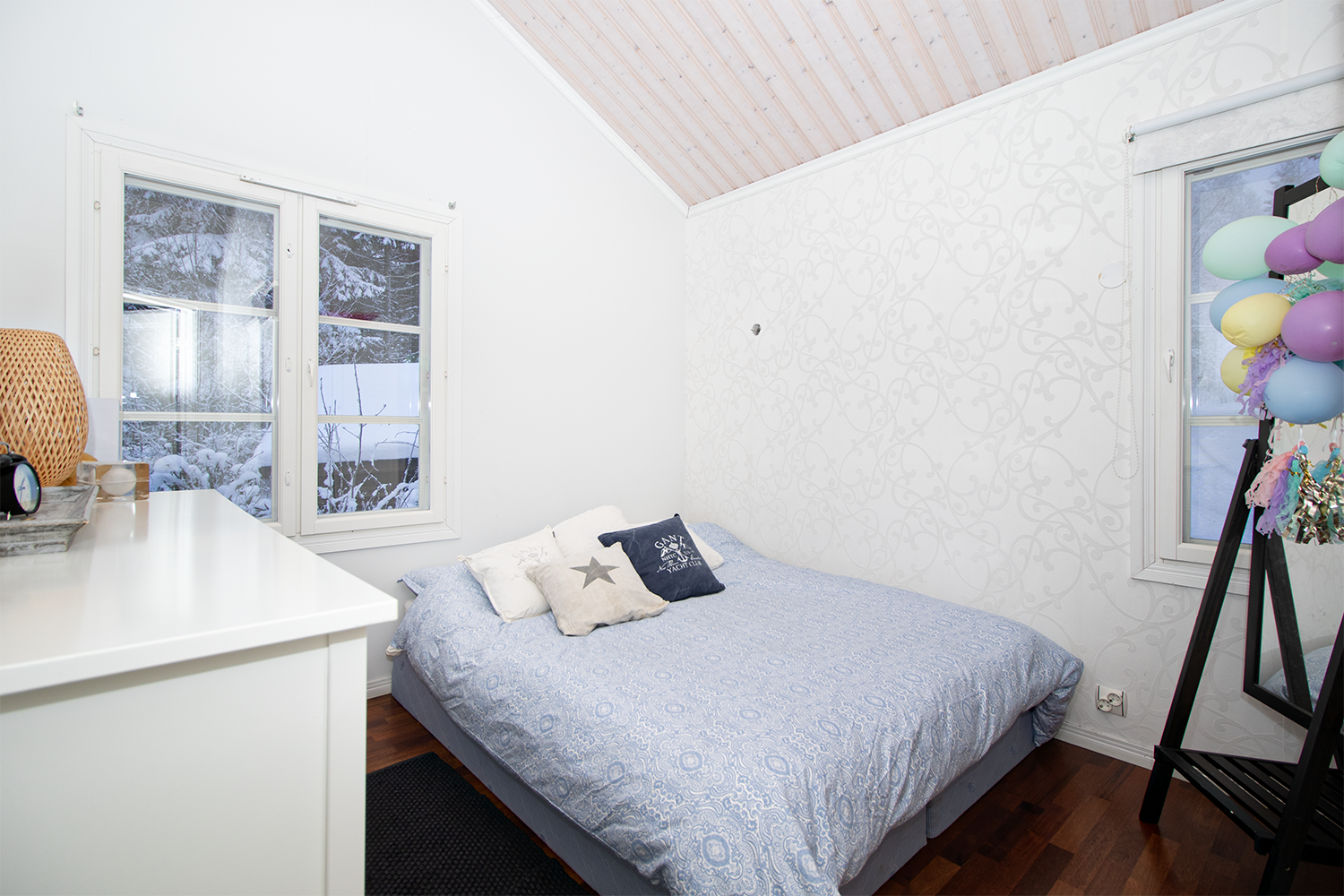 vierastalon makuuhuone