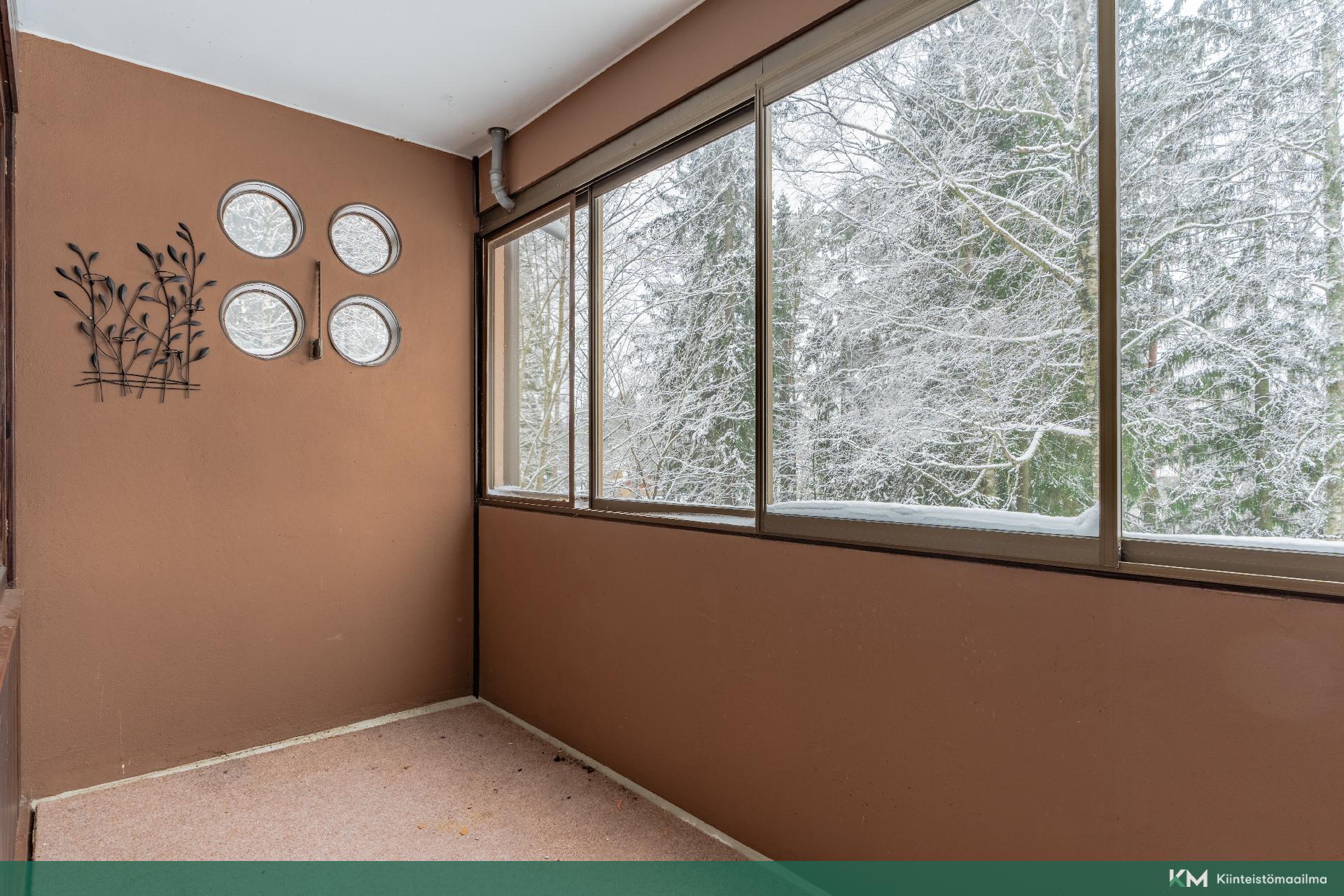 Kaakkoisväylä 6, Mikkola, Vantaa