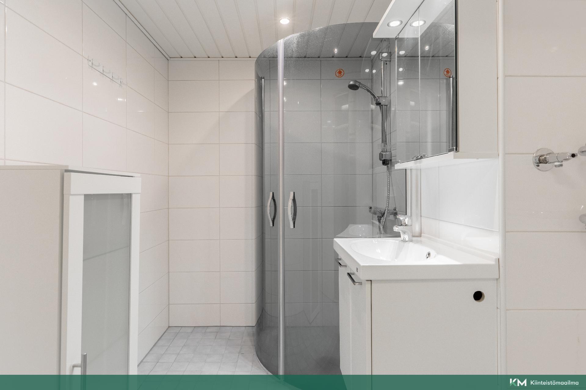 Kaakkoisväylä 6, Mikkola, Vantaa