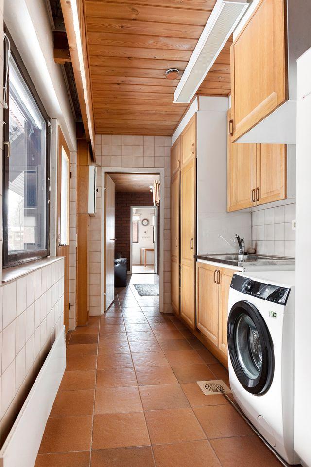 Heinäsuontie 19, Maununneva, Helsinki