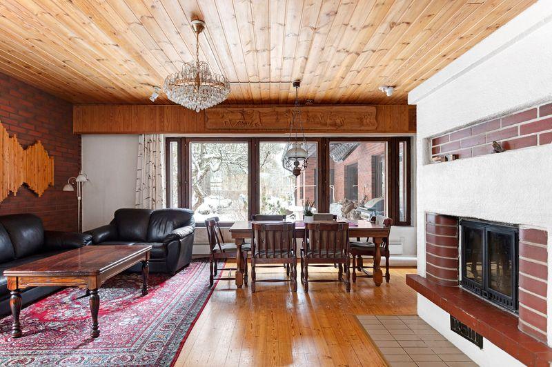 Heinäsuontie 19, Maununneva, Helsinki