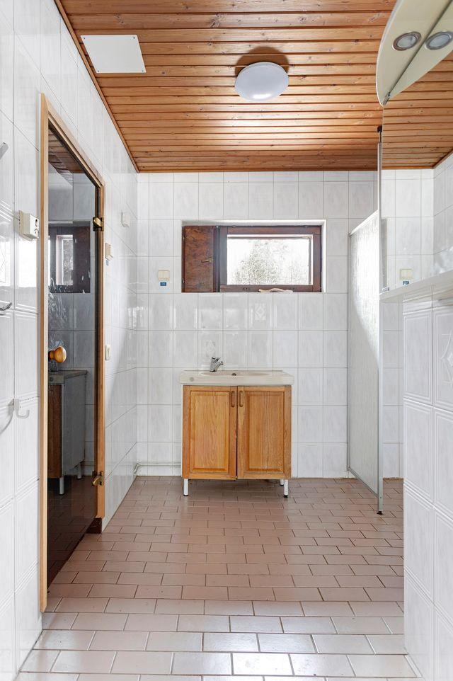 Heinäsuontie 19, Maununneva, Helsinki