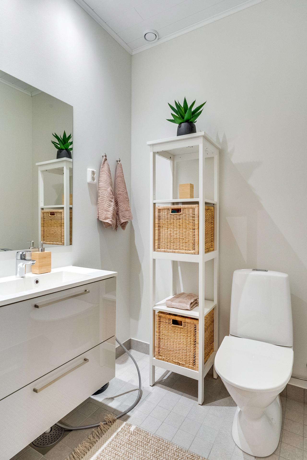 Mirttisentie 1, Haurala, Lempäälä