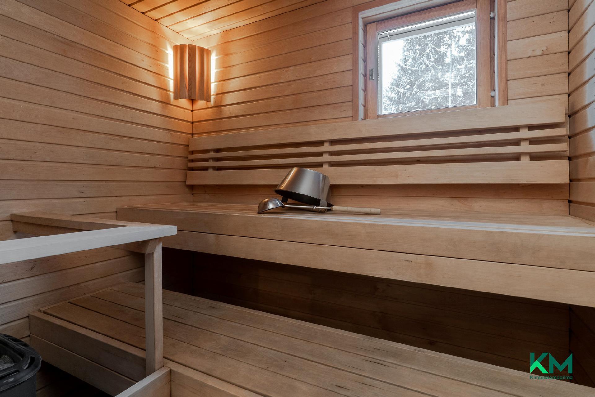 Sauna.