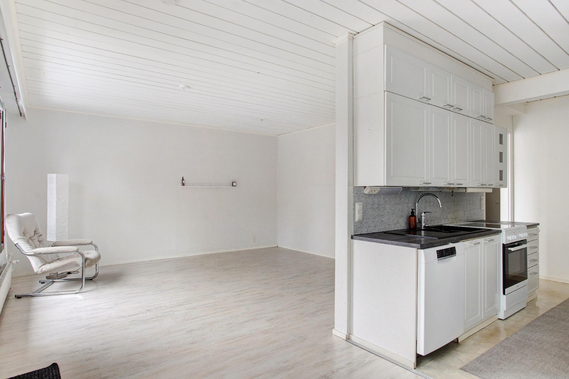 Riihitie 5-7, Laurila, Järvenpää