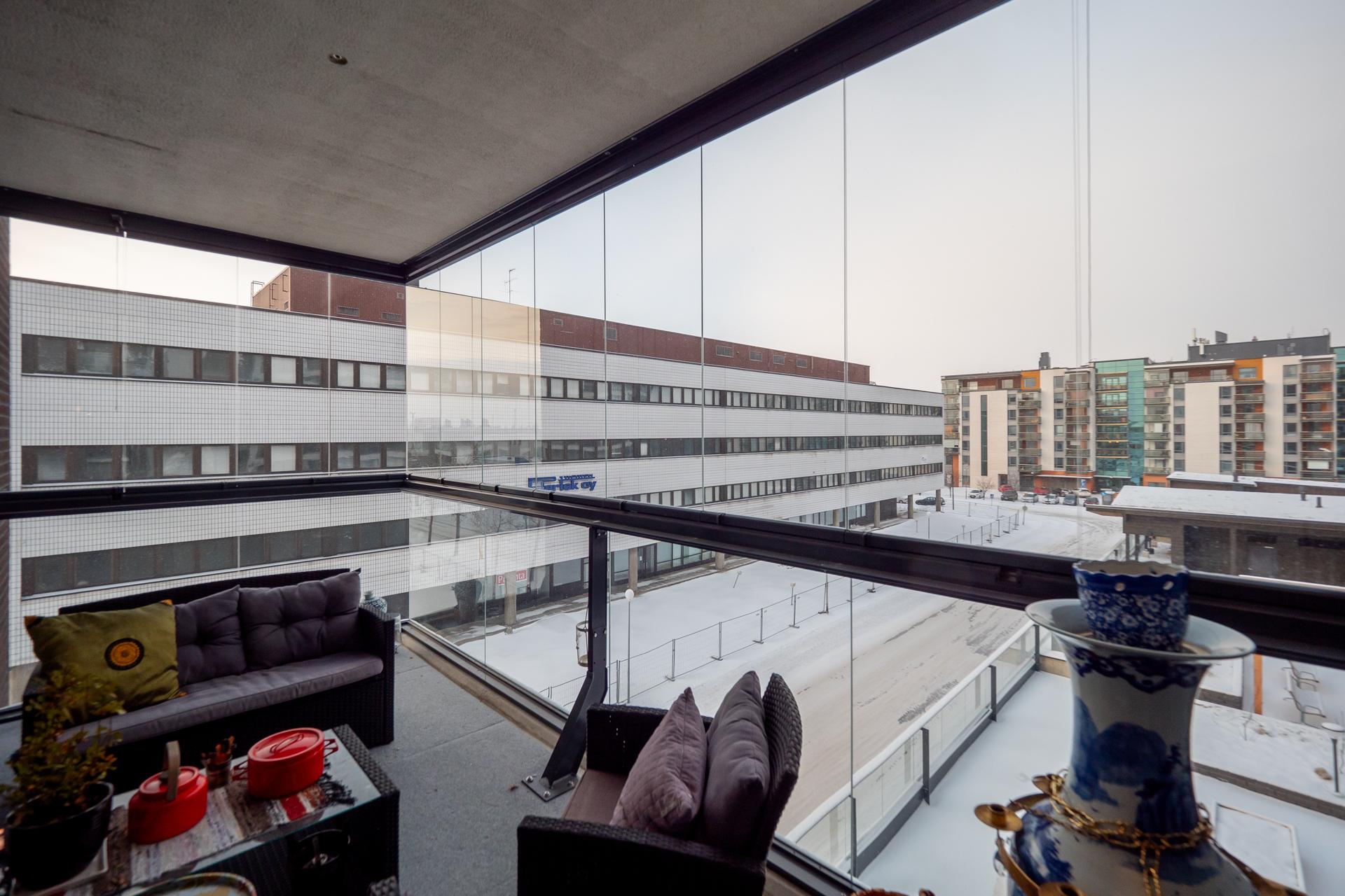 Tahtipuikko 2, Taka-Lyötty, Oulu