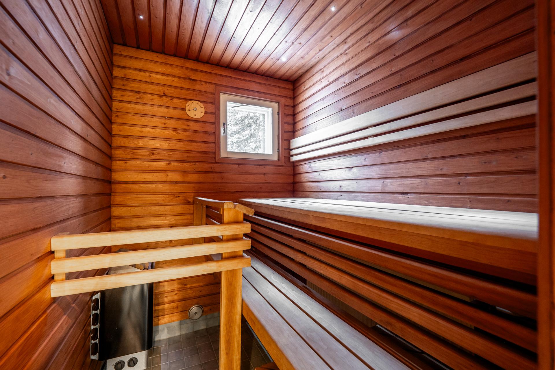 Jatulikivenkatu 14, Maikkula, Oulu