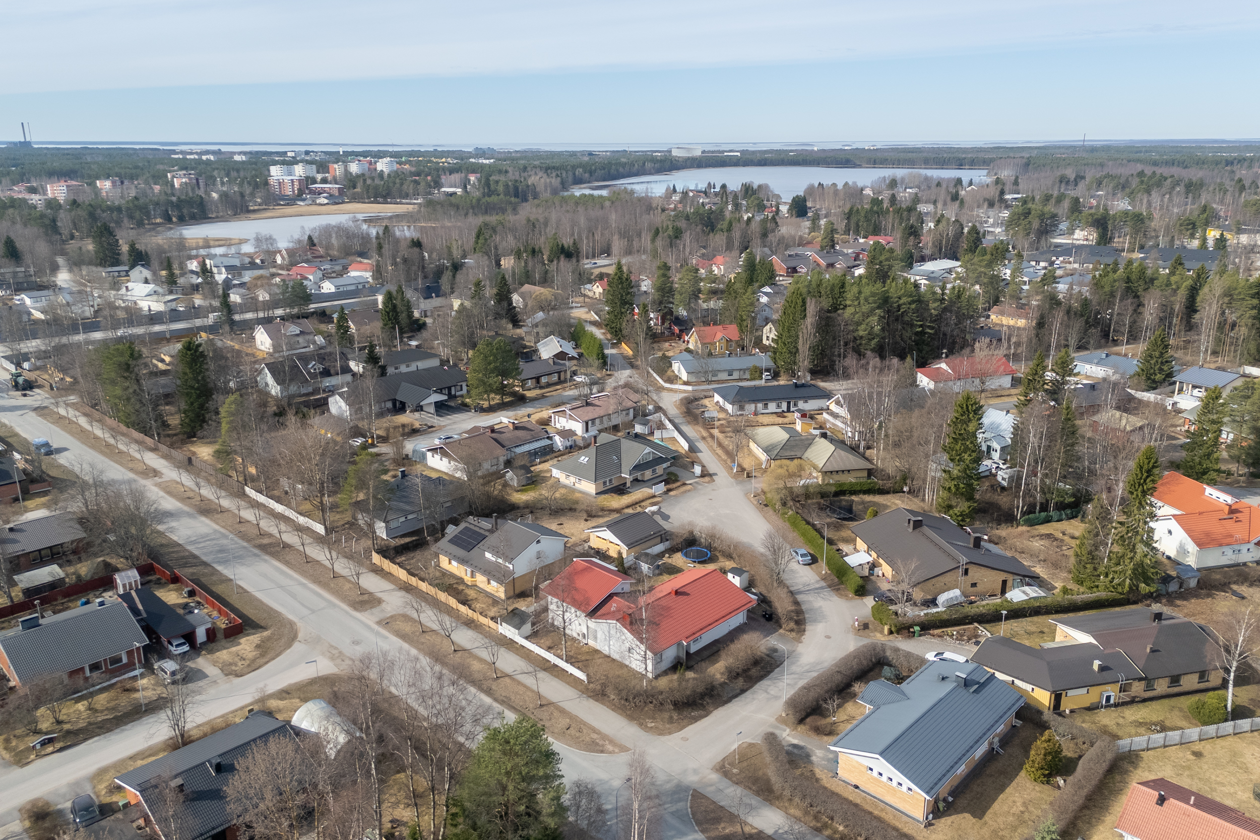 Tatunkuja 1, Kuivasjärvi, Oulu