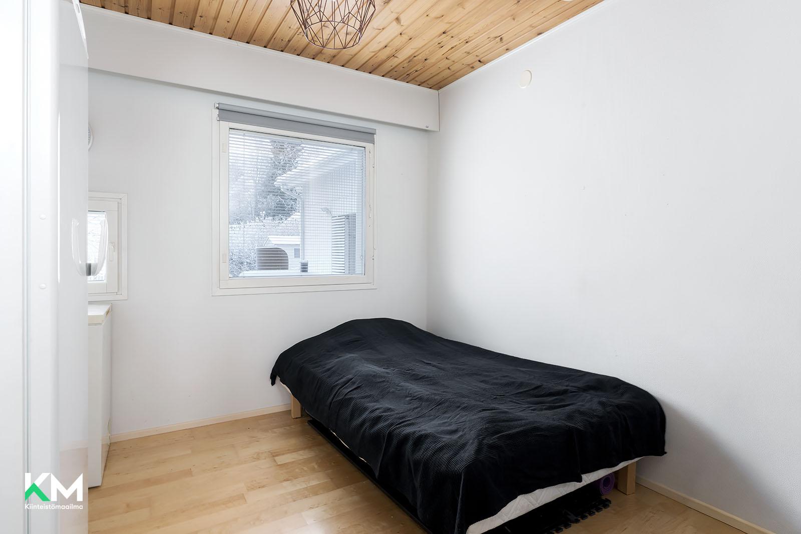 Tatunkuja 1, Kuivasjärvi, Oulu