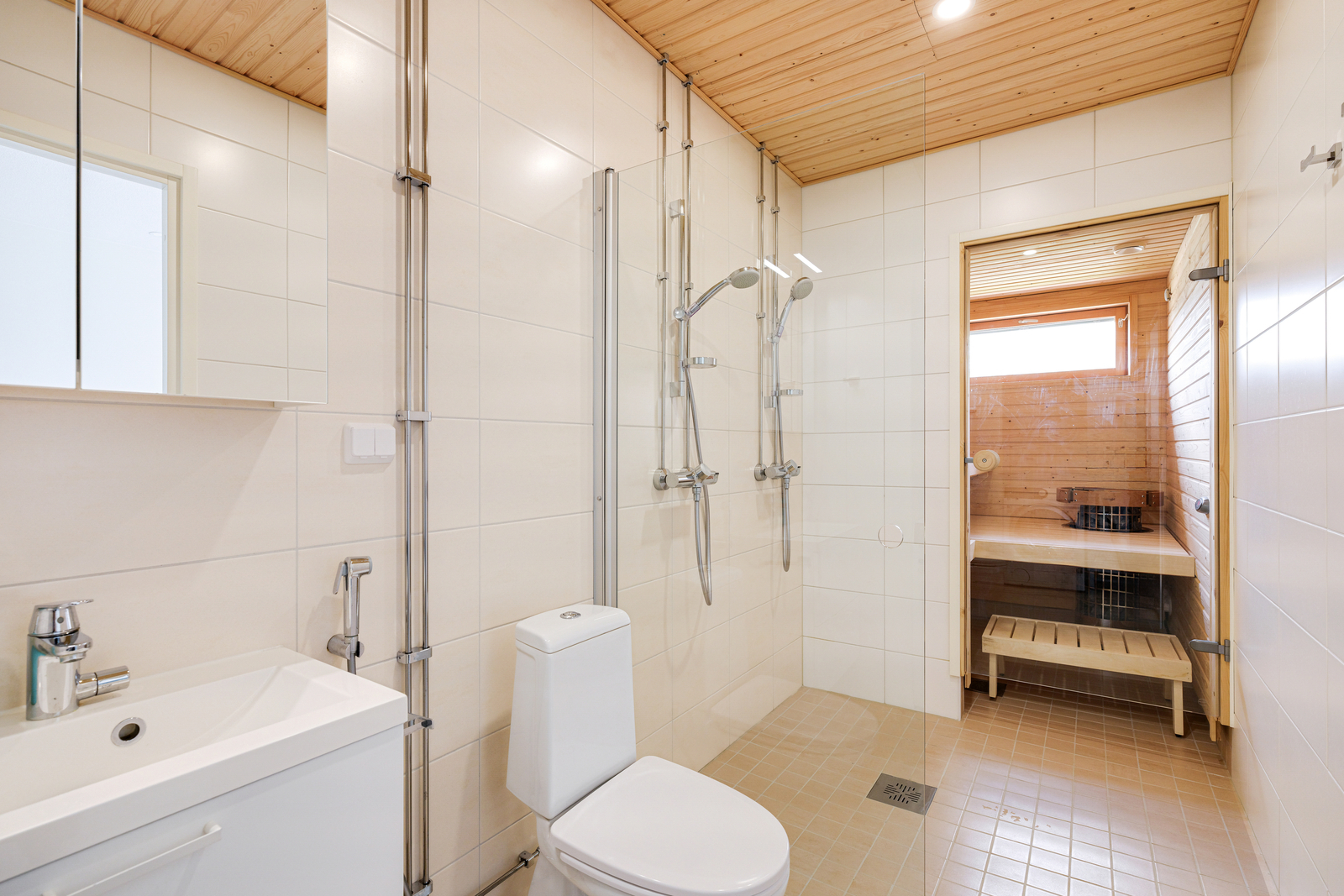 Pilvenpyörteentie 7, Malmi, Helsinki