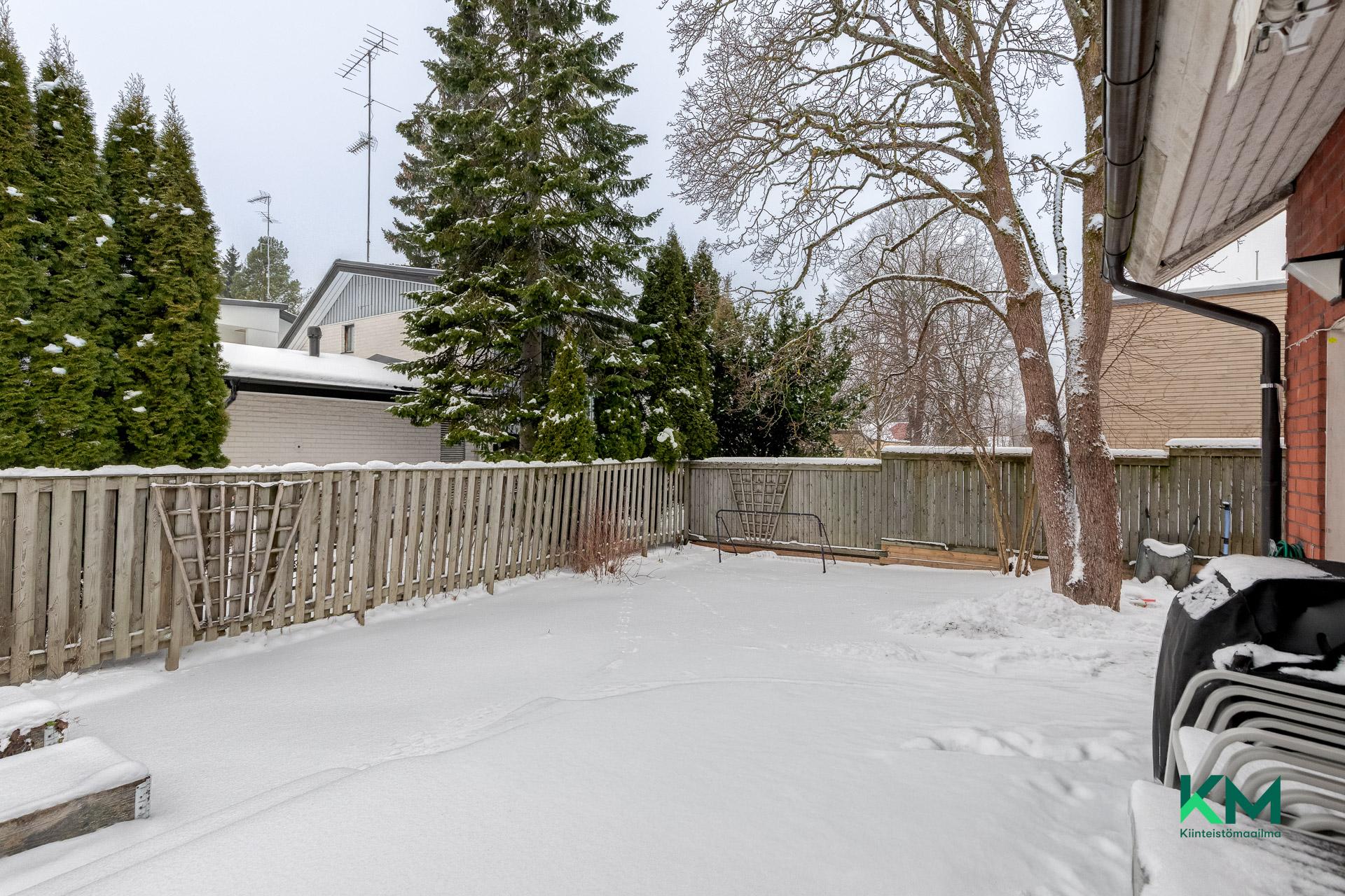 Elontie 73b, Länsi-Pakila, Helsinki