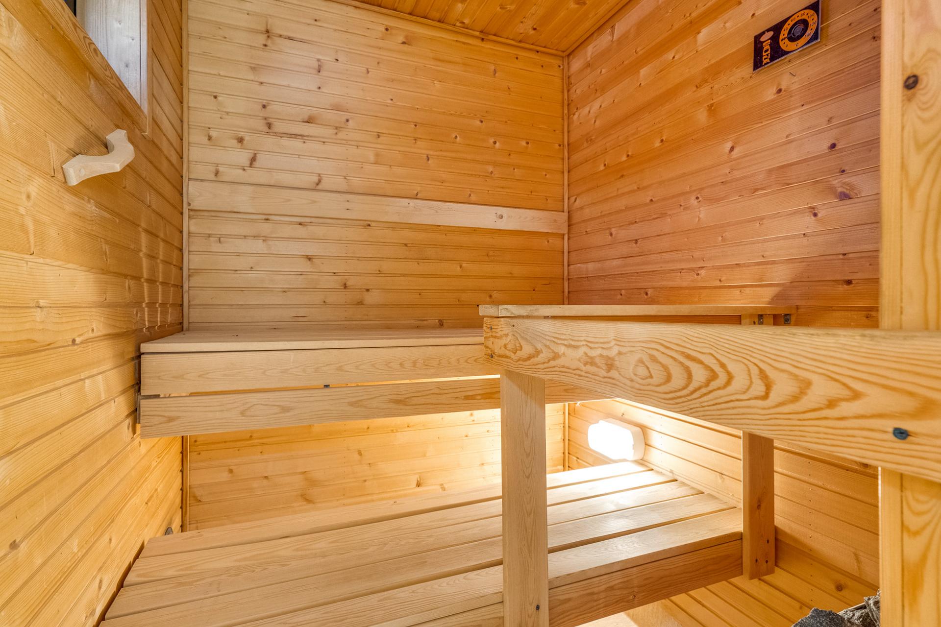 Sauna.