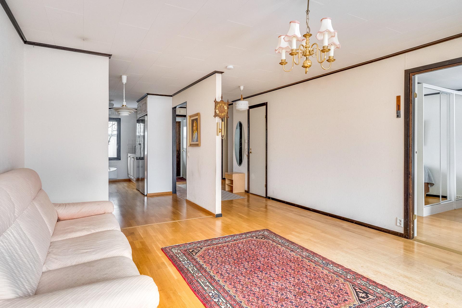 Huhtakannontie 8, Keskusta, Pirkkala