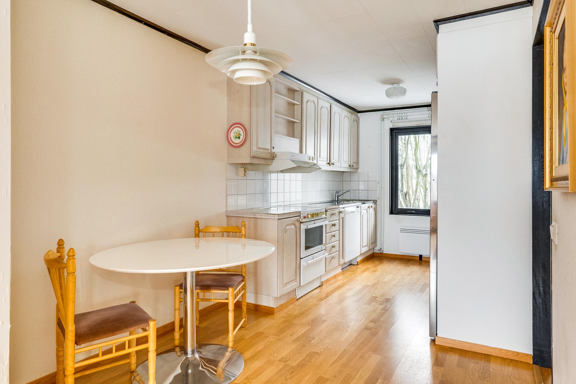 Huhtakannontie 8, Keskusta, Pirkkala