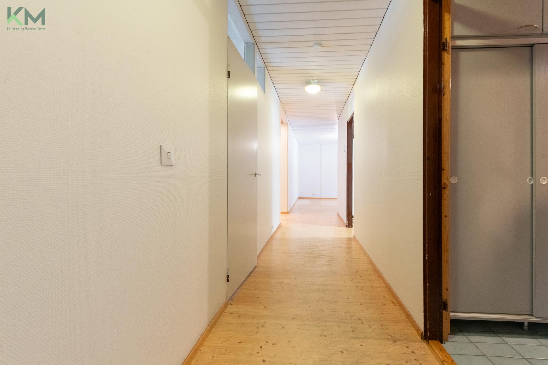 Naavapolku 2, Jyrä, Kurikka