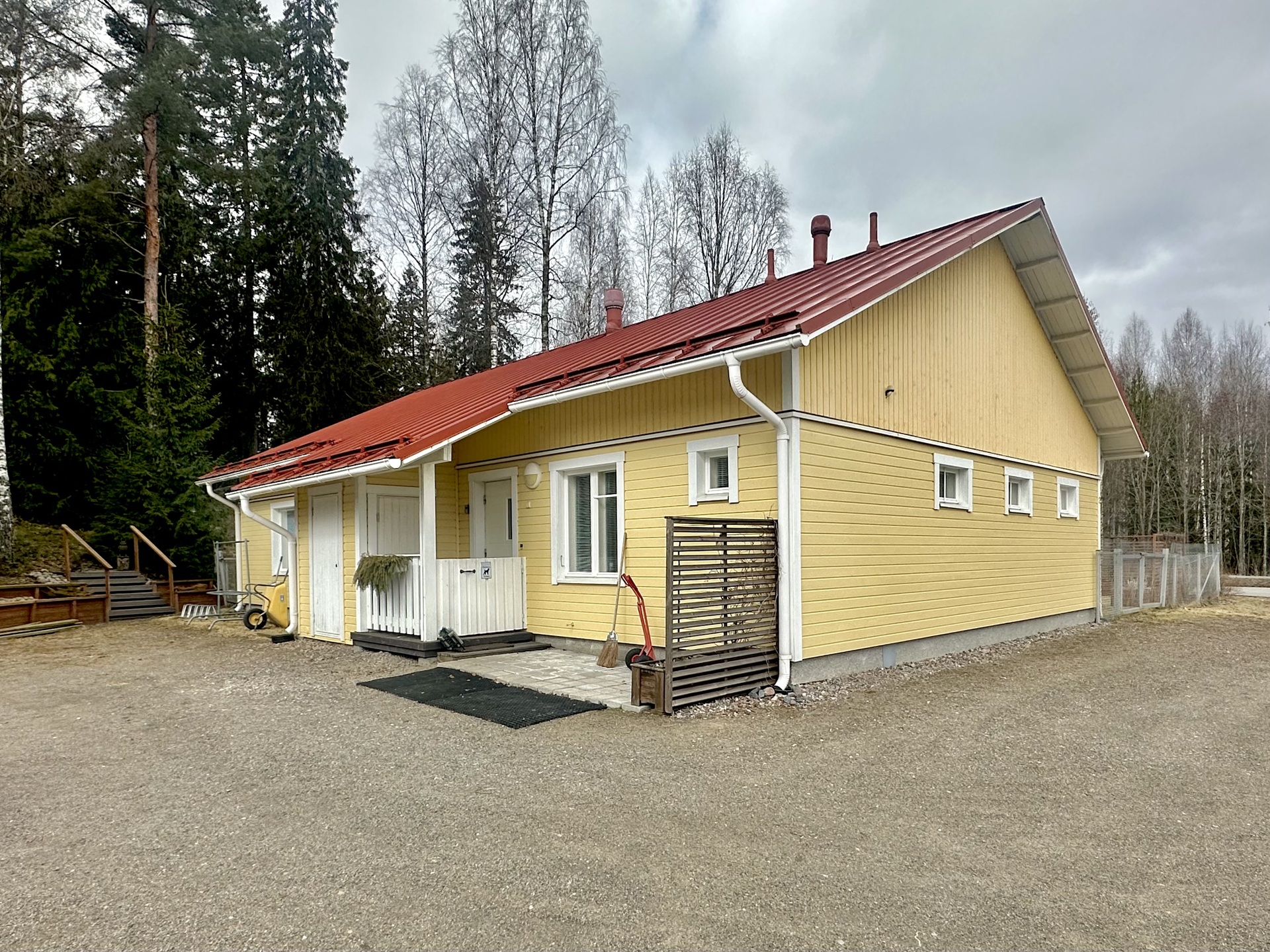Savilahdentie 2, Tervakoski