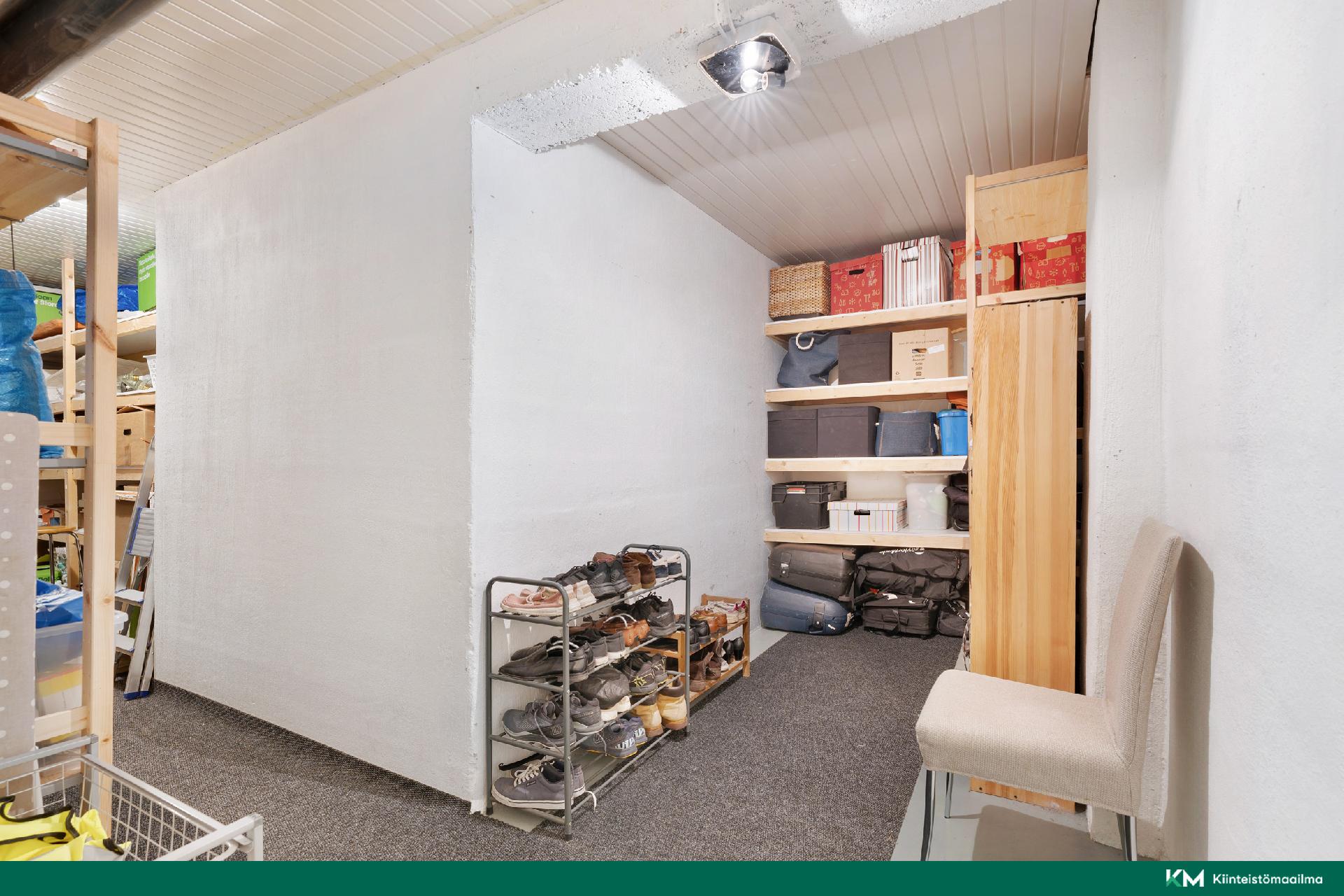 18 m2 kellarivarasto