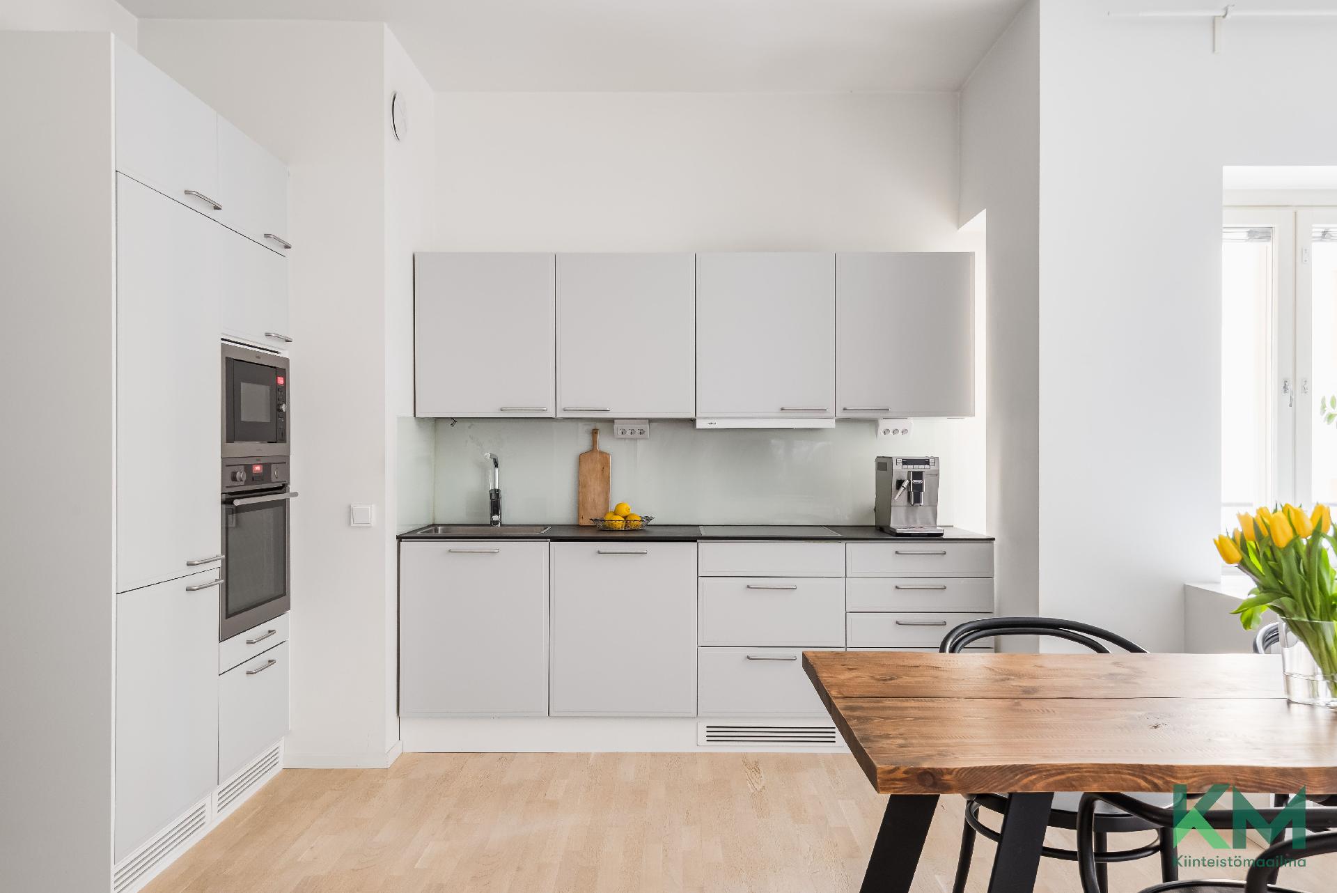 Ruoholahdenkatu 10, Kamppi, Helsinki