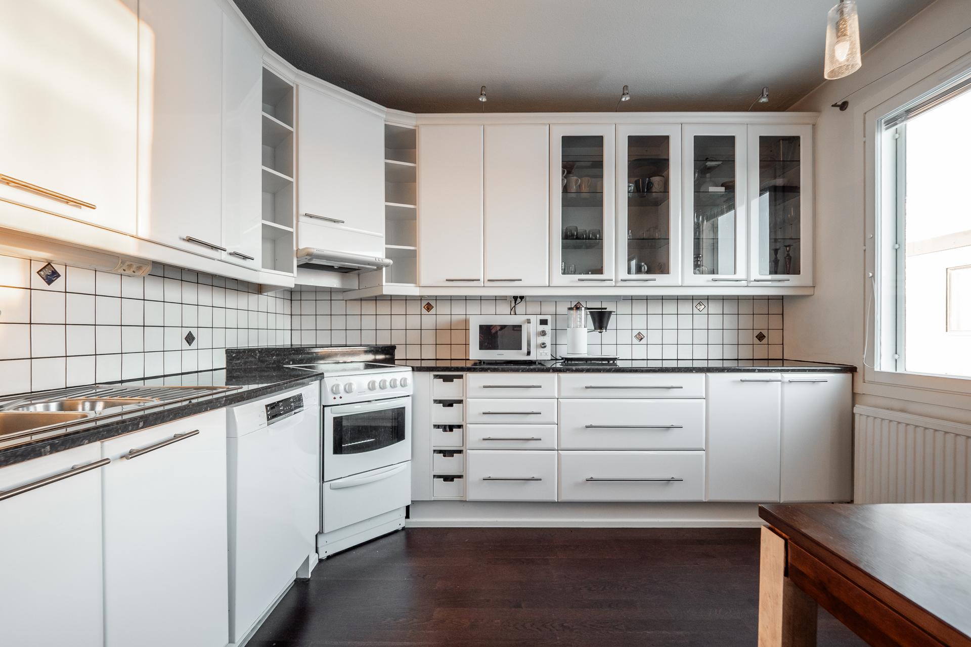 Kasarmintie 18, Koskenniska, Oulu