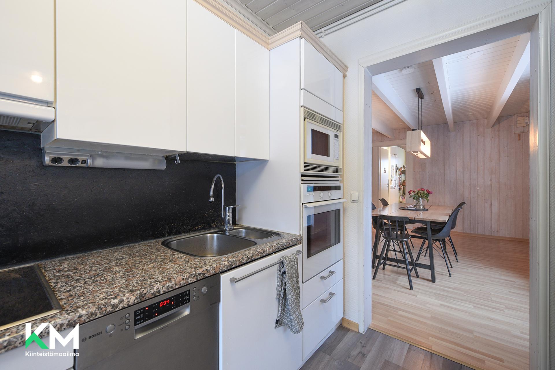 Kaurakatu 6, Riihelä, Lahti