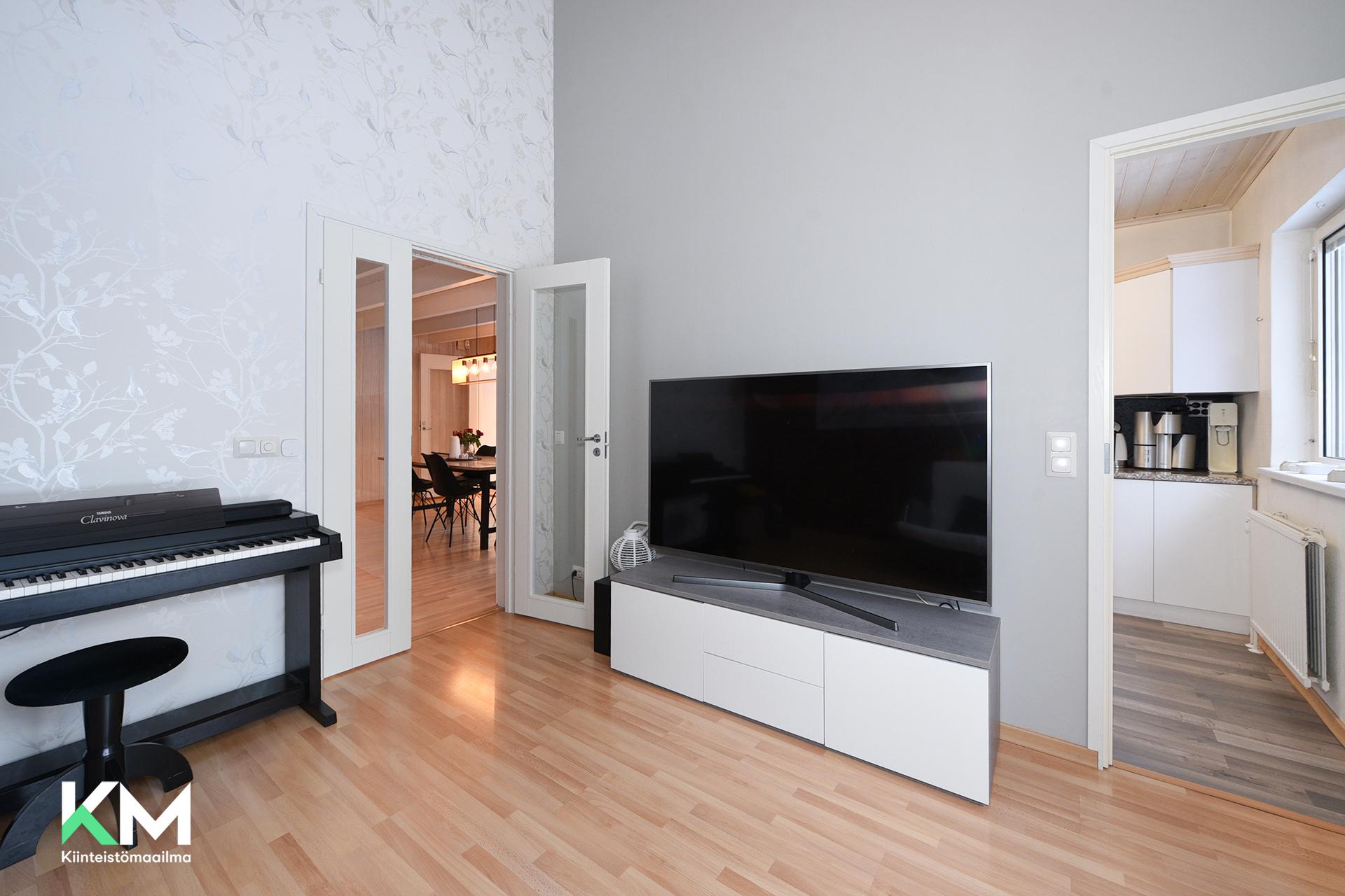 Kaurakatu 6, Riihelä, Lahti