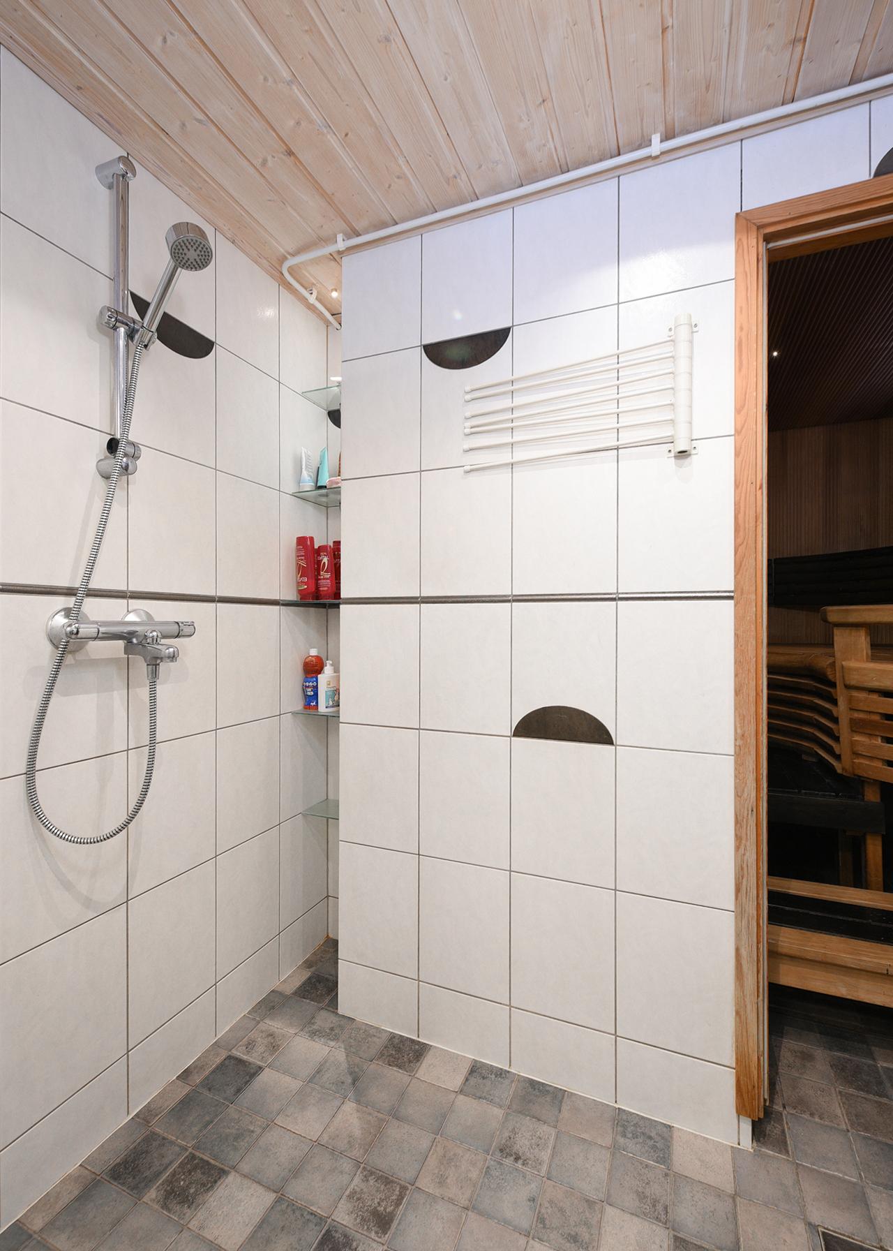 Kaurakatu 6, Riihelä, Lahti