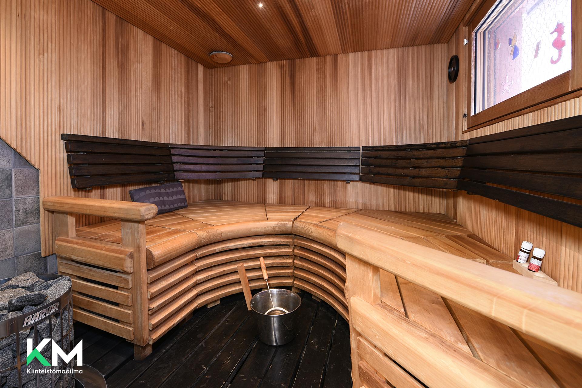 Kaurakatu 6, Riihelä, Lahti