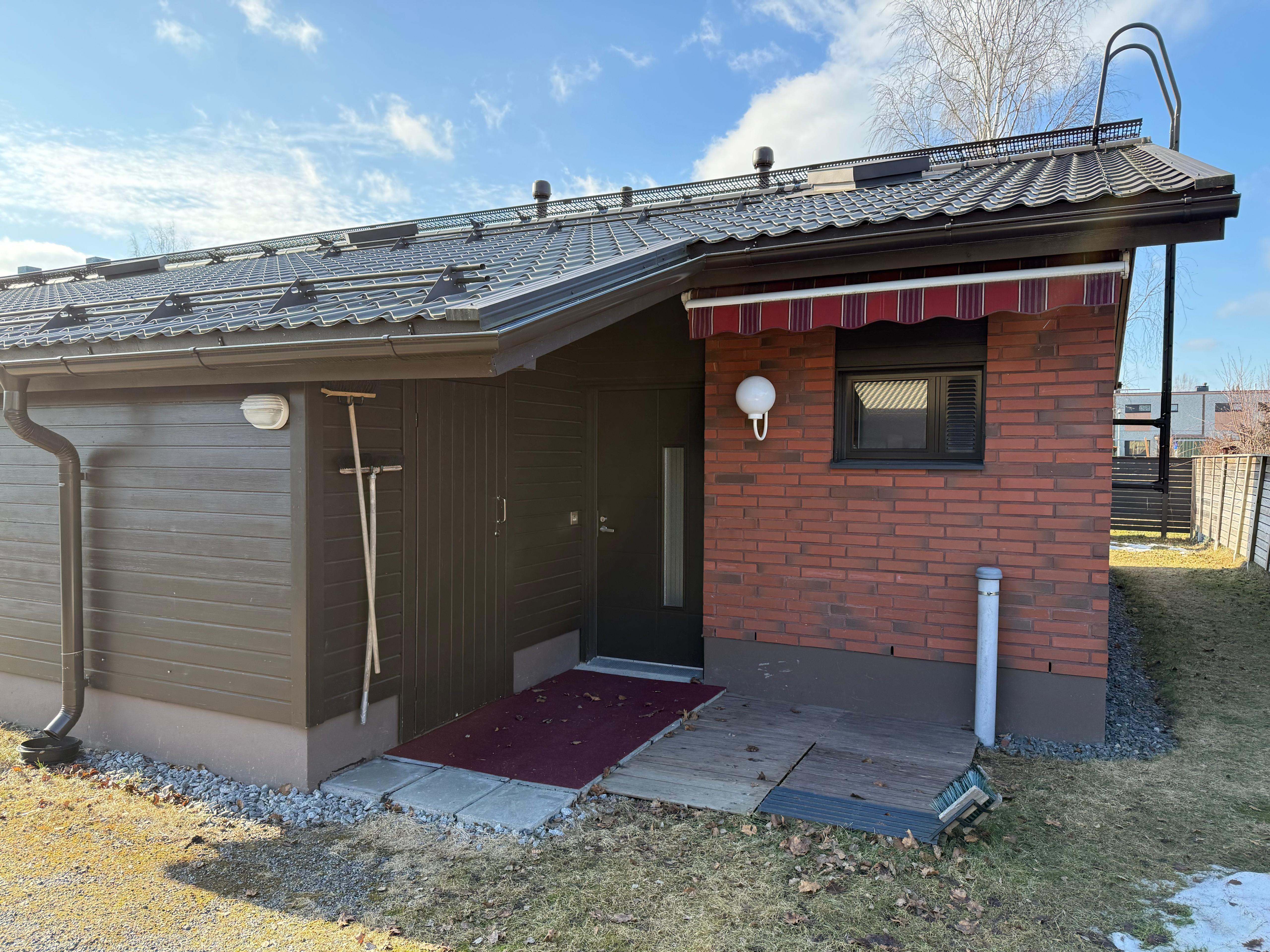 Puomitie 6, Könönpelto, Varkaus