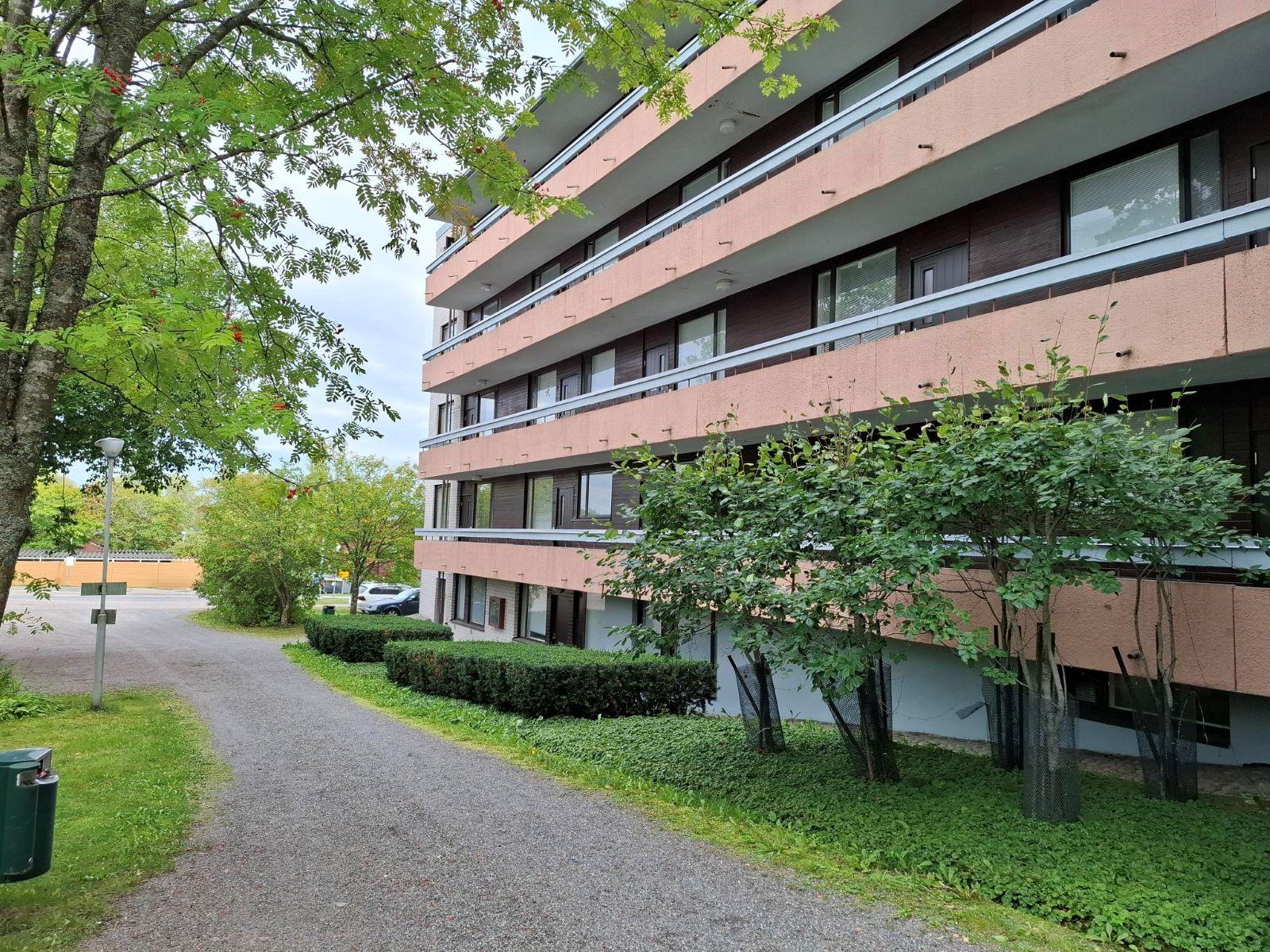 Puistotie 44, Kyrölä, Järvenpää