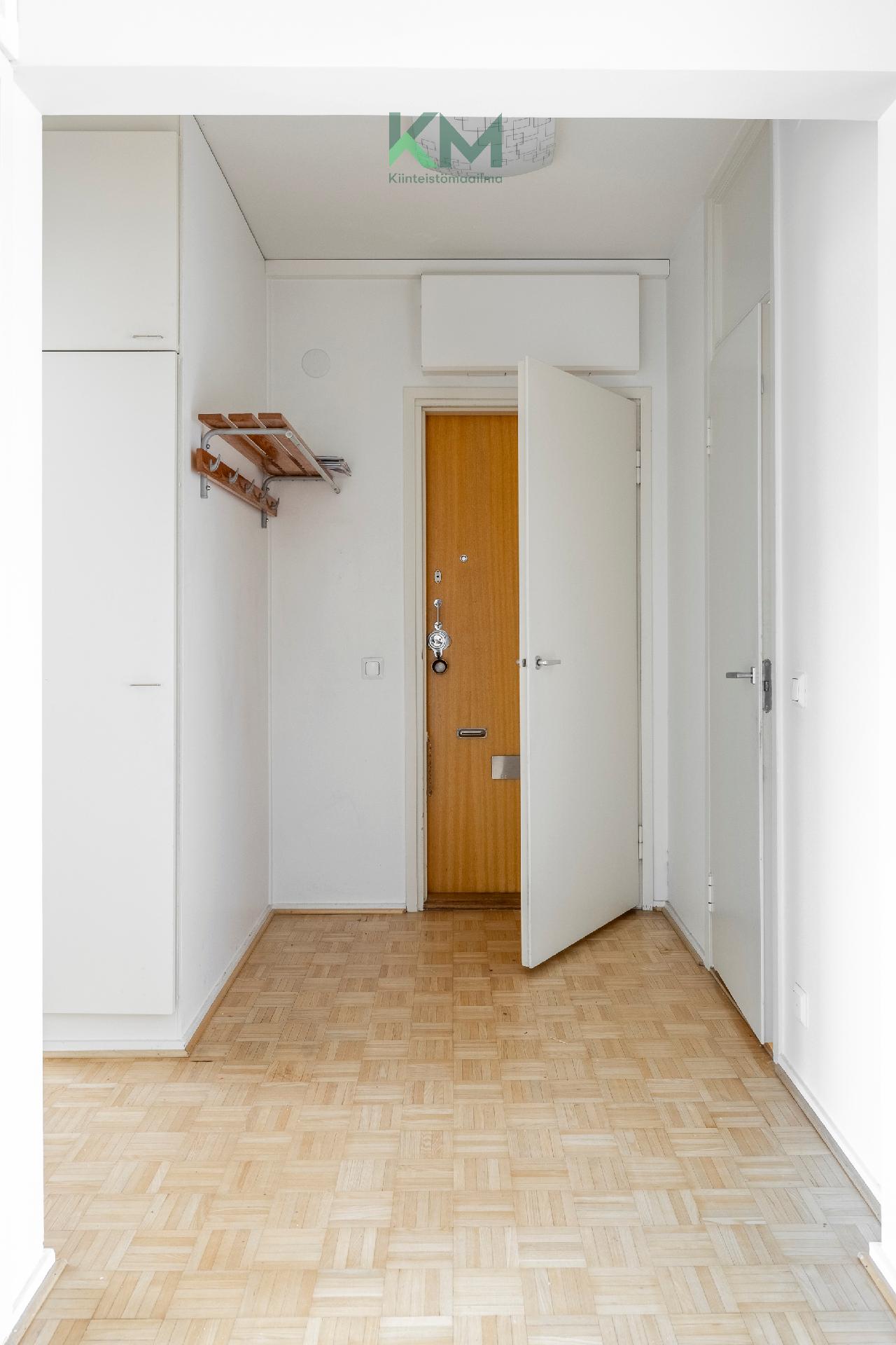 Keinutie 7, Kontula, Helsinki