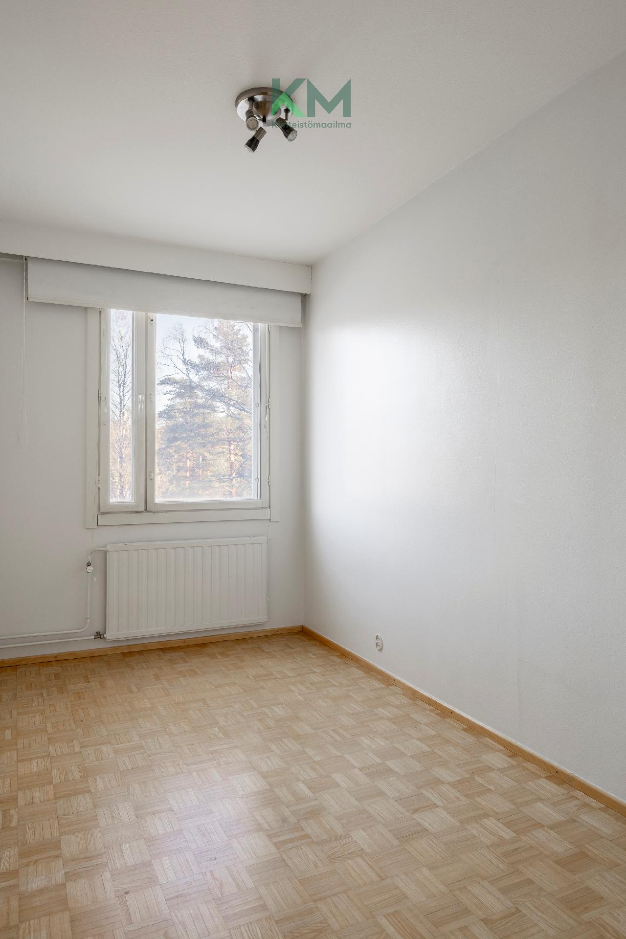 Keinutie 7, Kontula, Helsinki