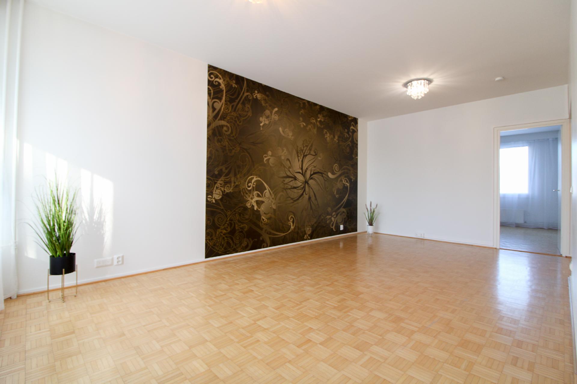 Keinutie 7, Kontula, Helsinki