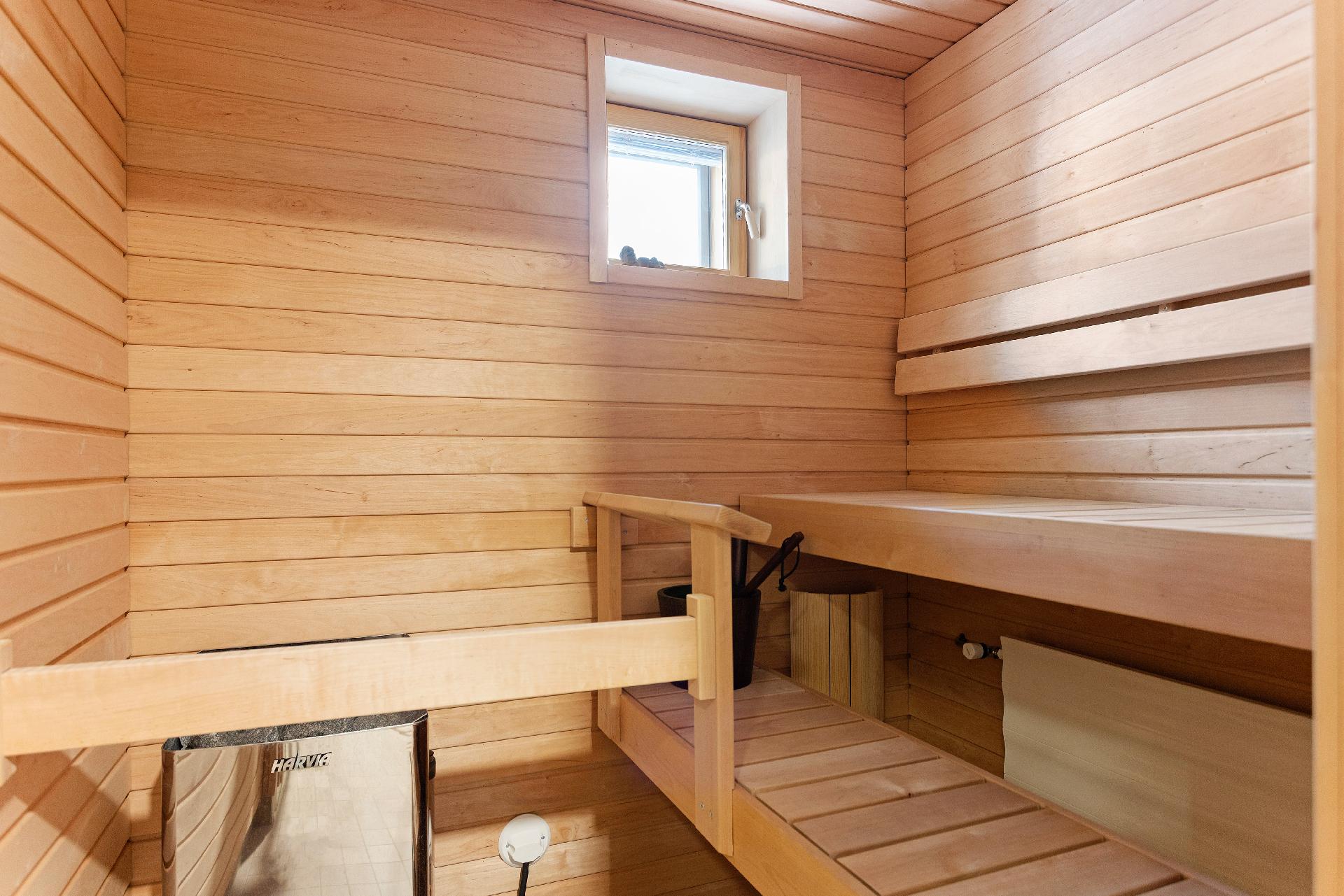 Eestinlaakso 5, Eestinlaakso, Espoo