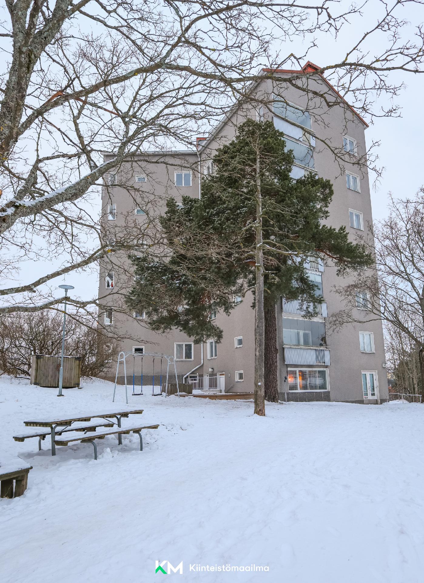 Koroistentie 8, Ruskeasuo, Helsinki