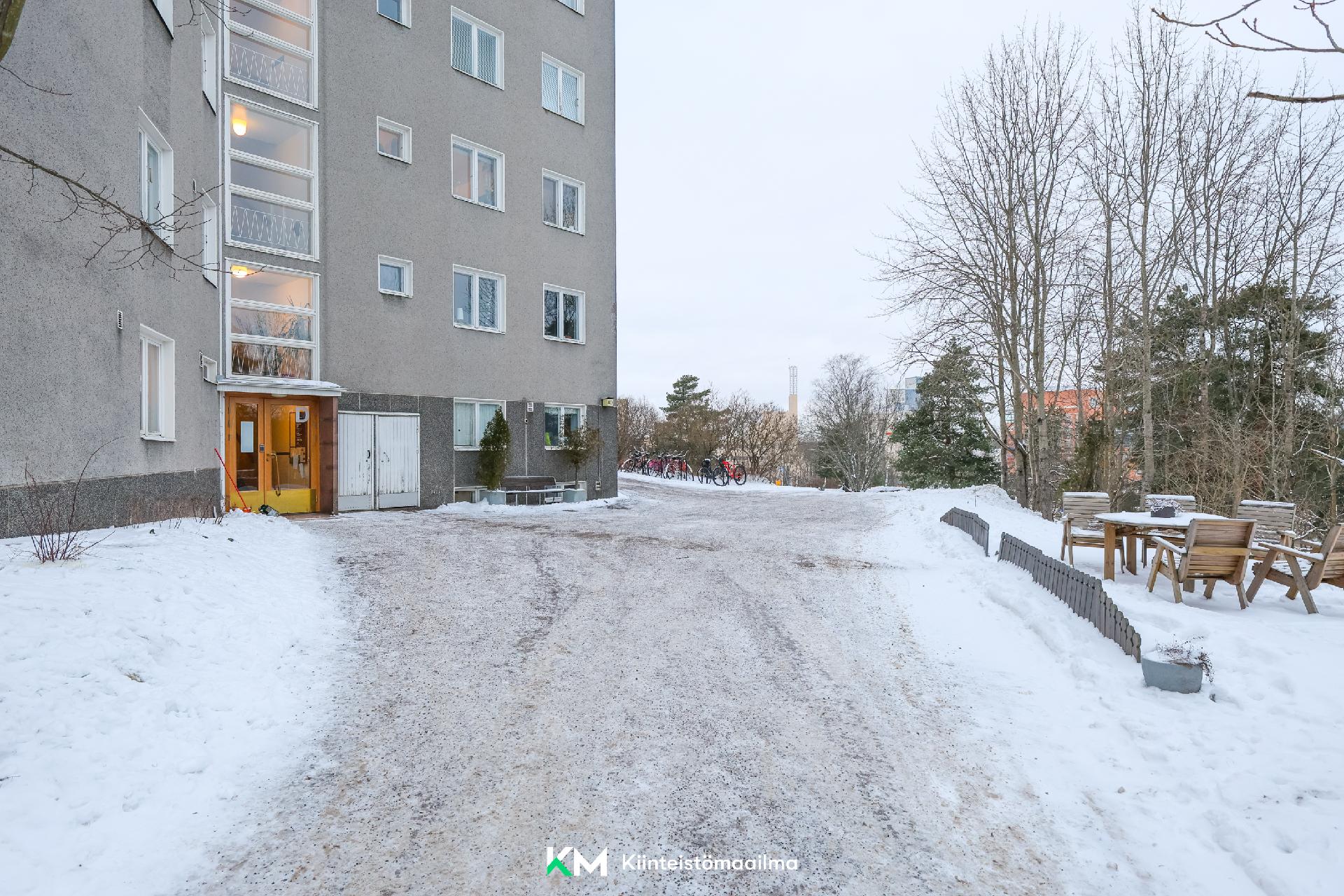 Koroistentie 8, Ruskeasuo, Helsinki