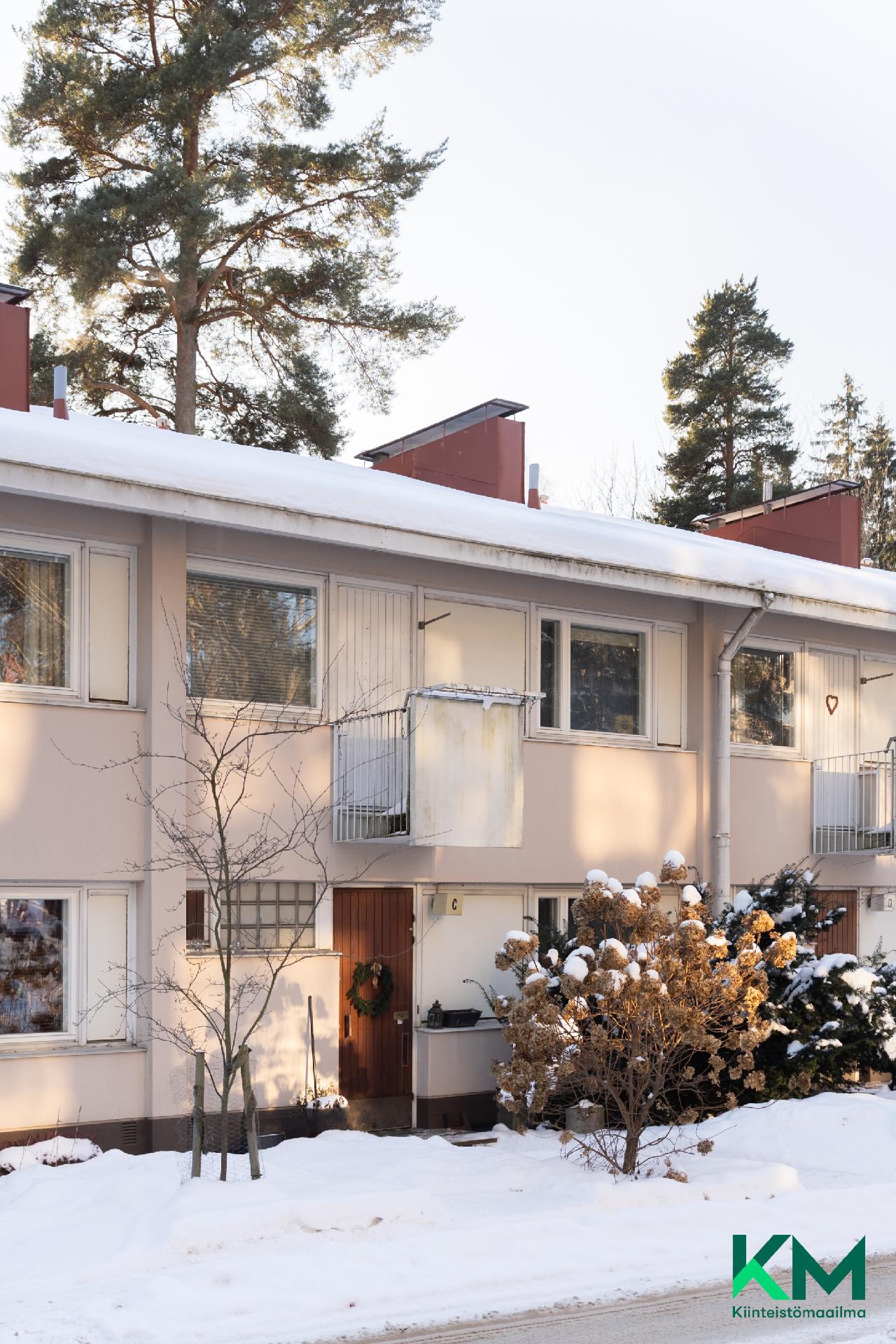 Uudenkaupungintie 4, Munkkivuori, Helsinki