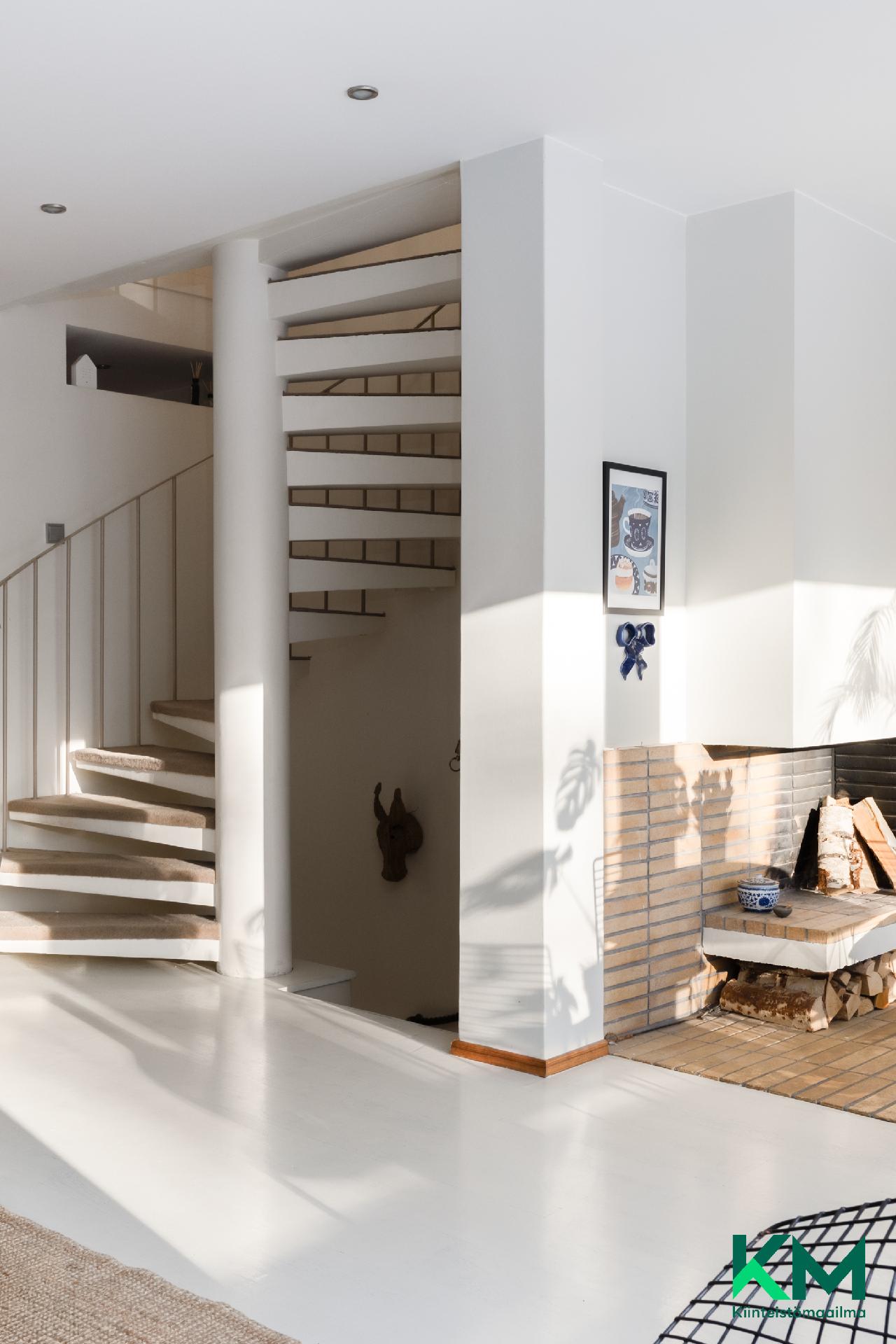 Uudenkaupungintie 4, Munkkivuori, Helsinki