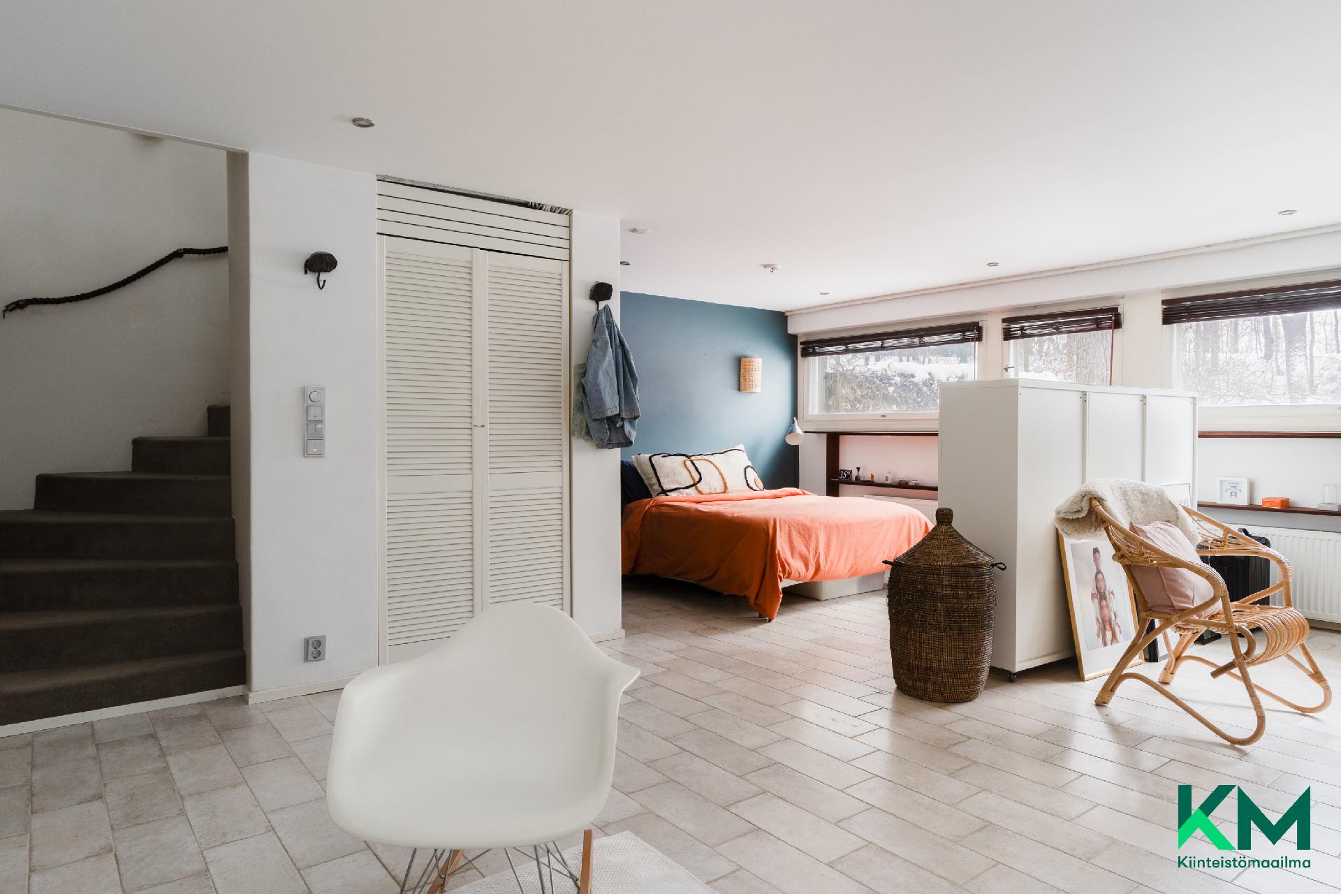 Uudenkaupungintie 4, Munkkivuori, Helsinki