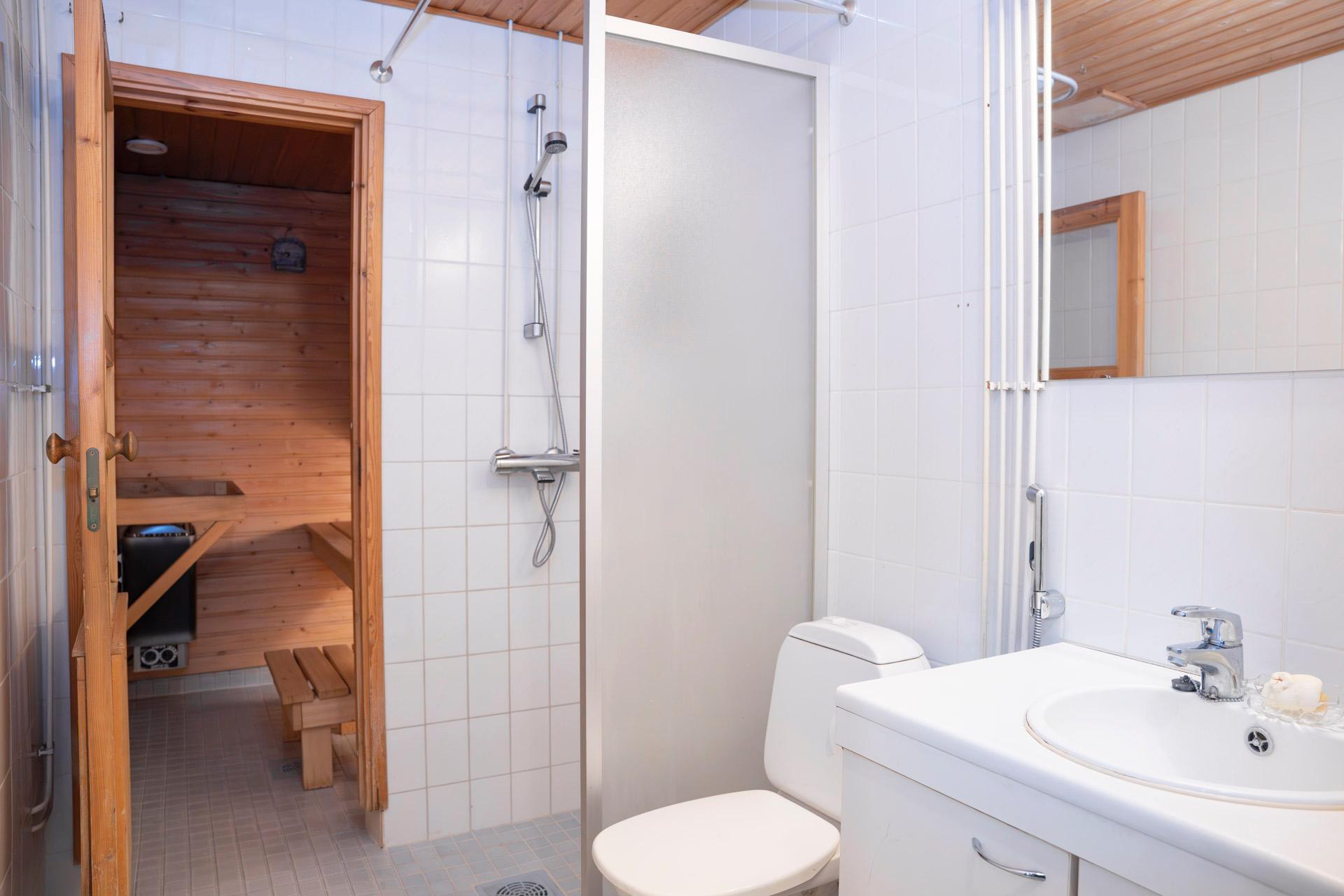 Ensitaival 11, Huuhkajanvaara, Kajaani