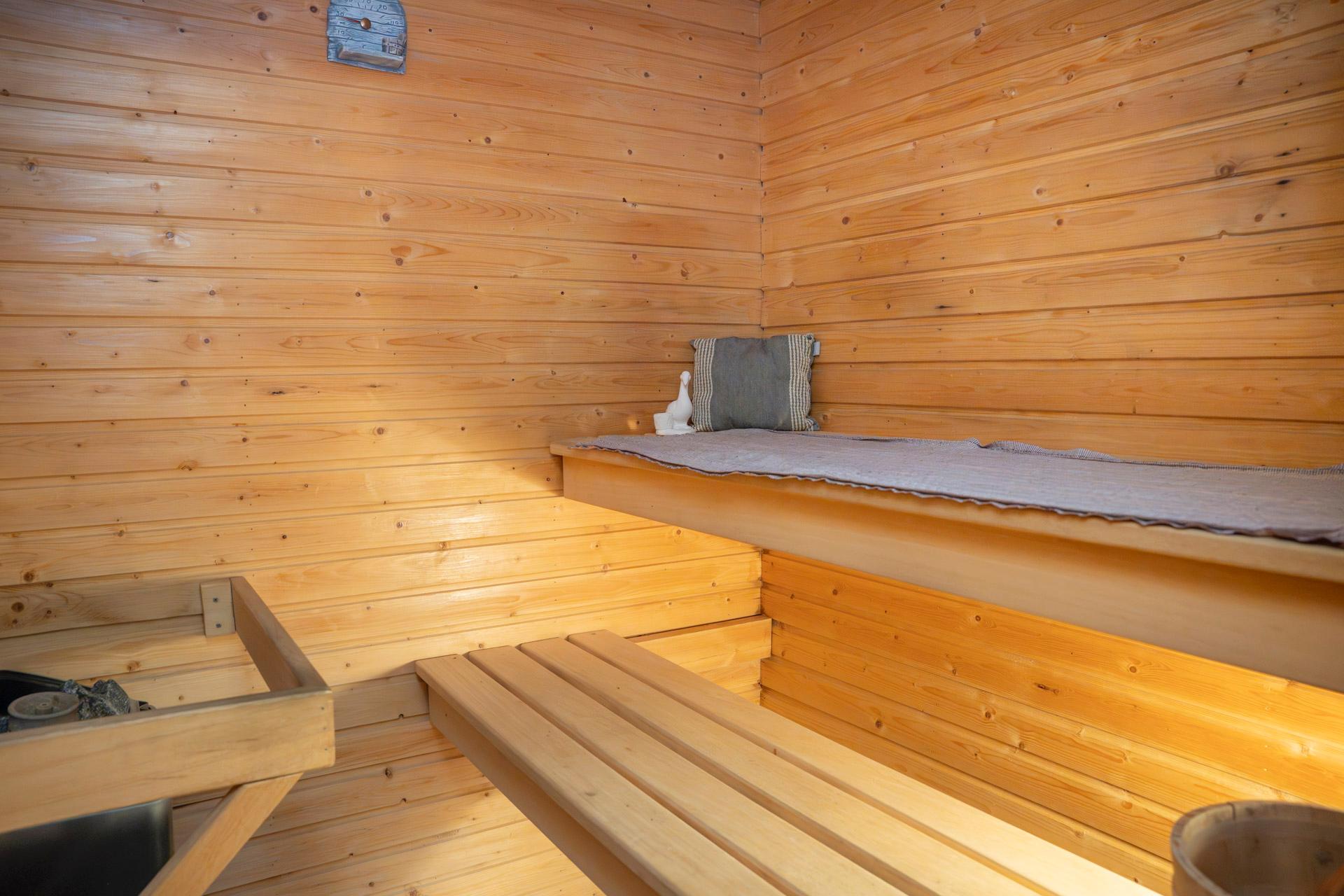 Ensitaival 11, Huuhkajanvaara, Kajaani